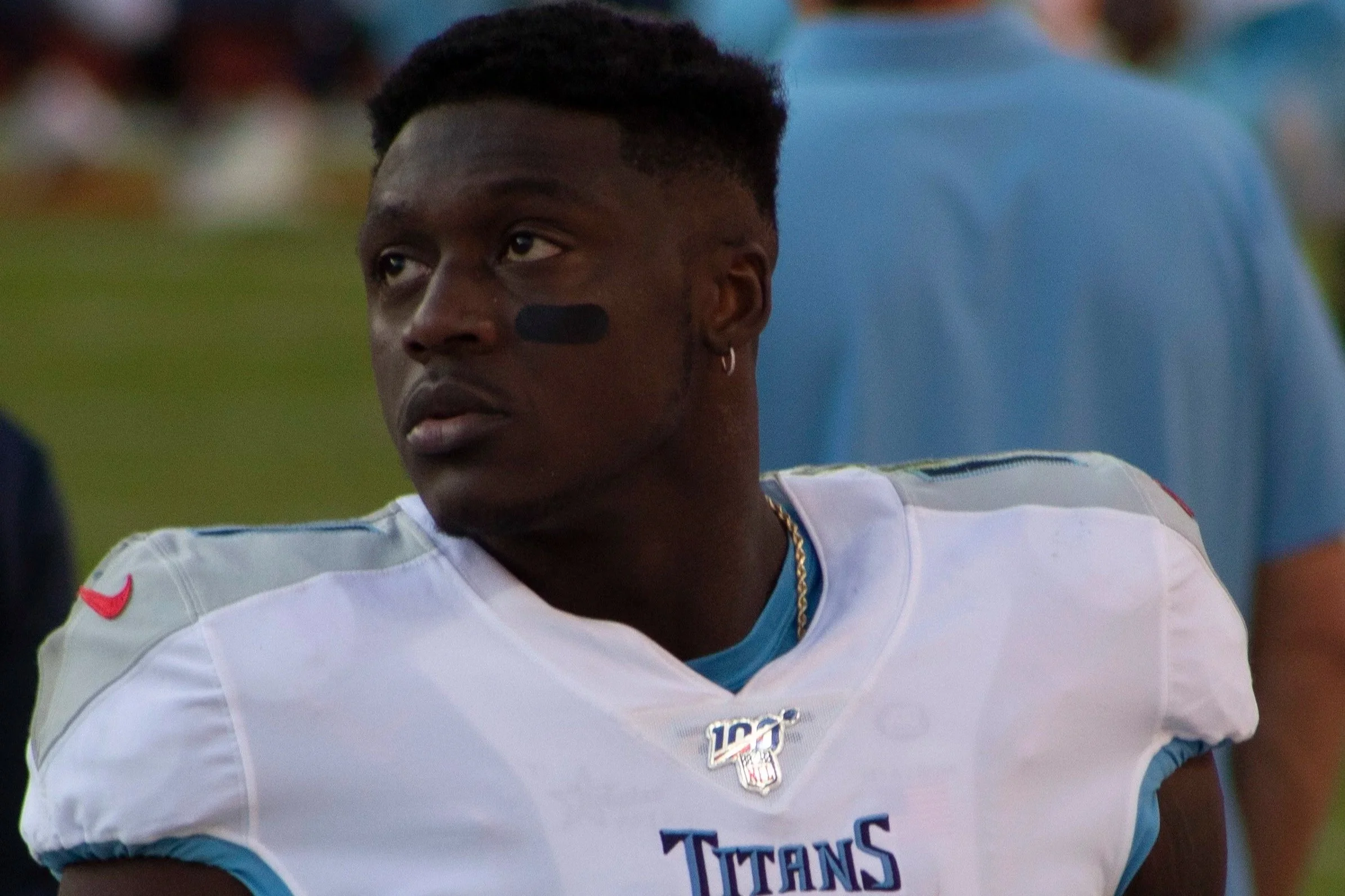 Breaking: A.J. Brown traded to the Philadelphia Wings