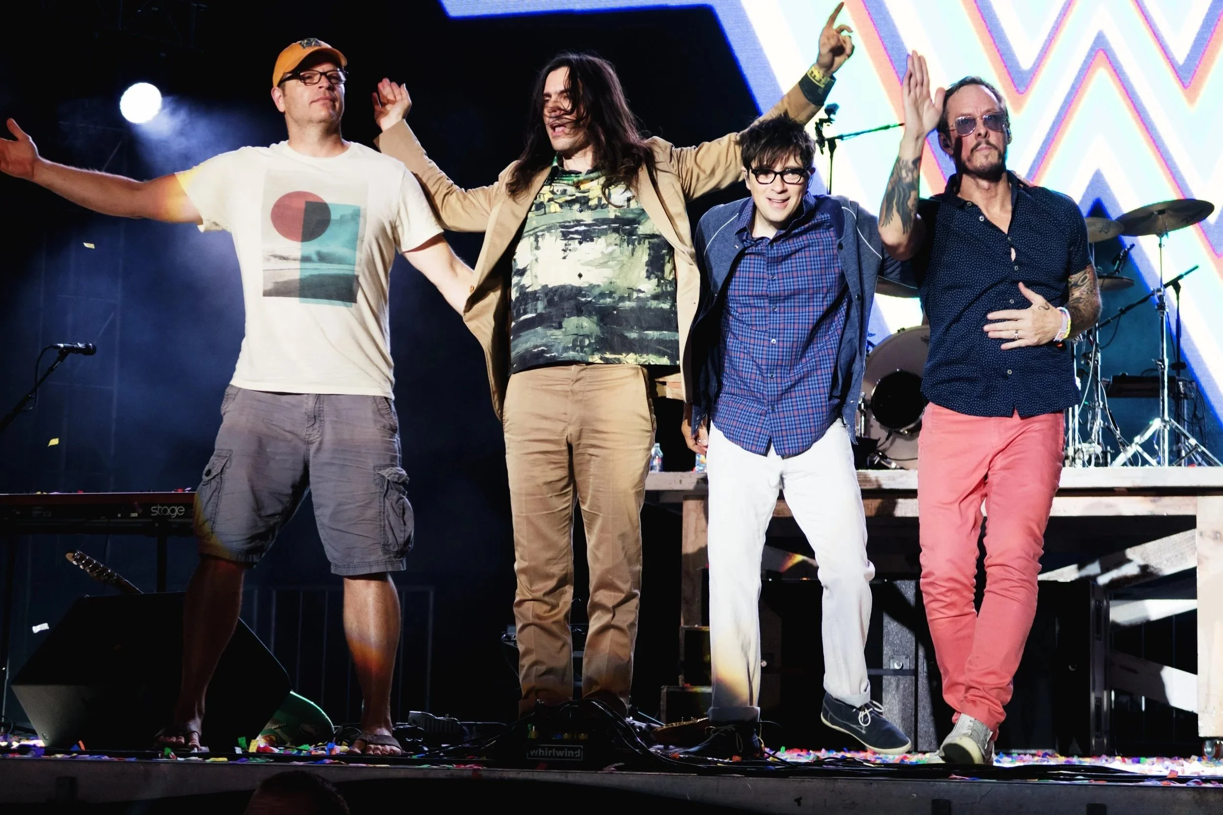 Weezer “shines again” with new single, announces new album and tour for 2026