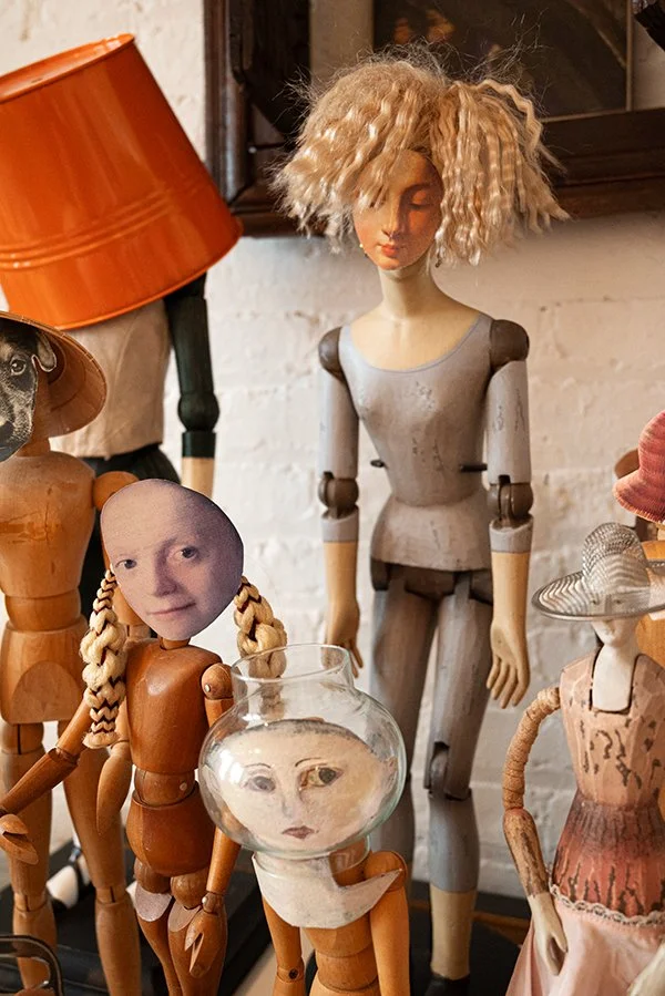 Golden_Studio_freinds.jpg