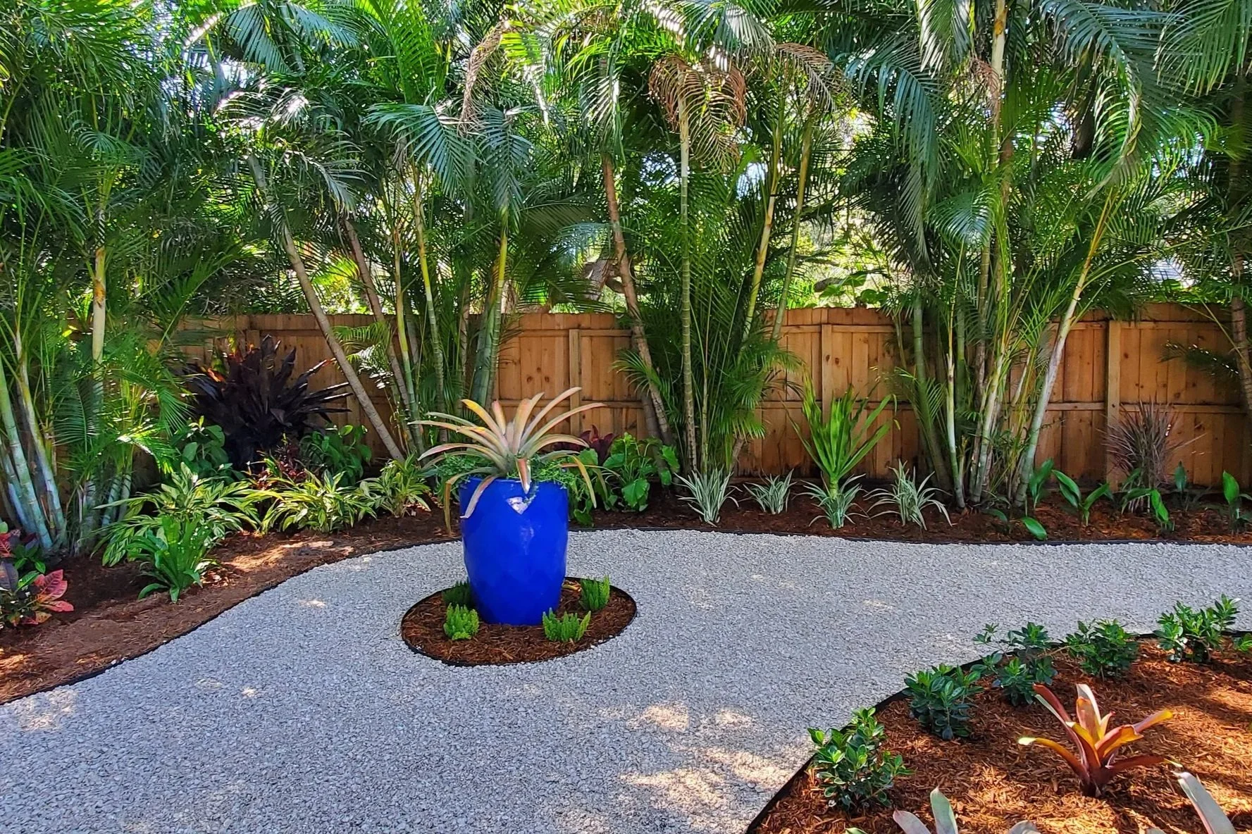 Landscape Design & Detailed Gardening services, Belleair, FL; Belleair Bluffs, FL; Dunedin, FL; Clearwater, FL; Largo, FL