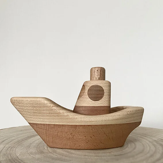 Little_Berry_Button_Wooden_Toy_boat_play.jpg