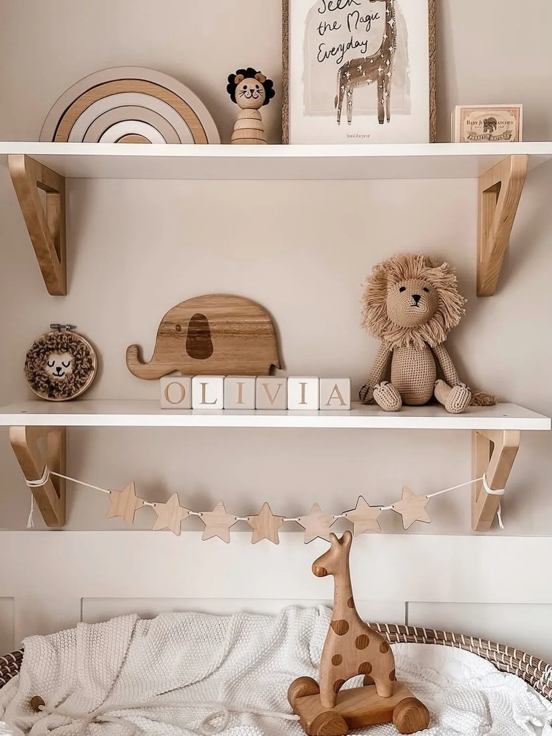 A wonderful throwback to @sophieellaandme This selfie gives me with such joy 💖 It&rsquo;s full of LBB loot from past and present. Love love love 🥰

Little Berry Button | nursery decor | shelfie | Montessori | unique gifts | name blocks | personalis