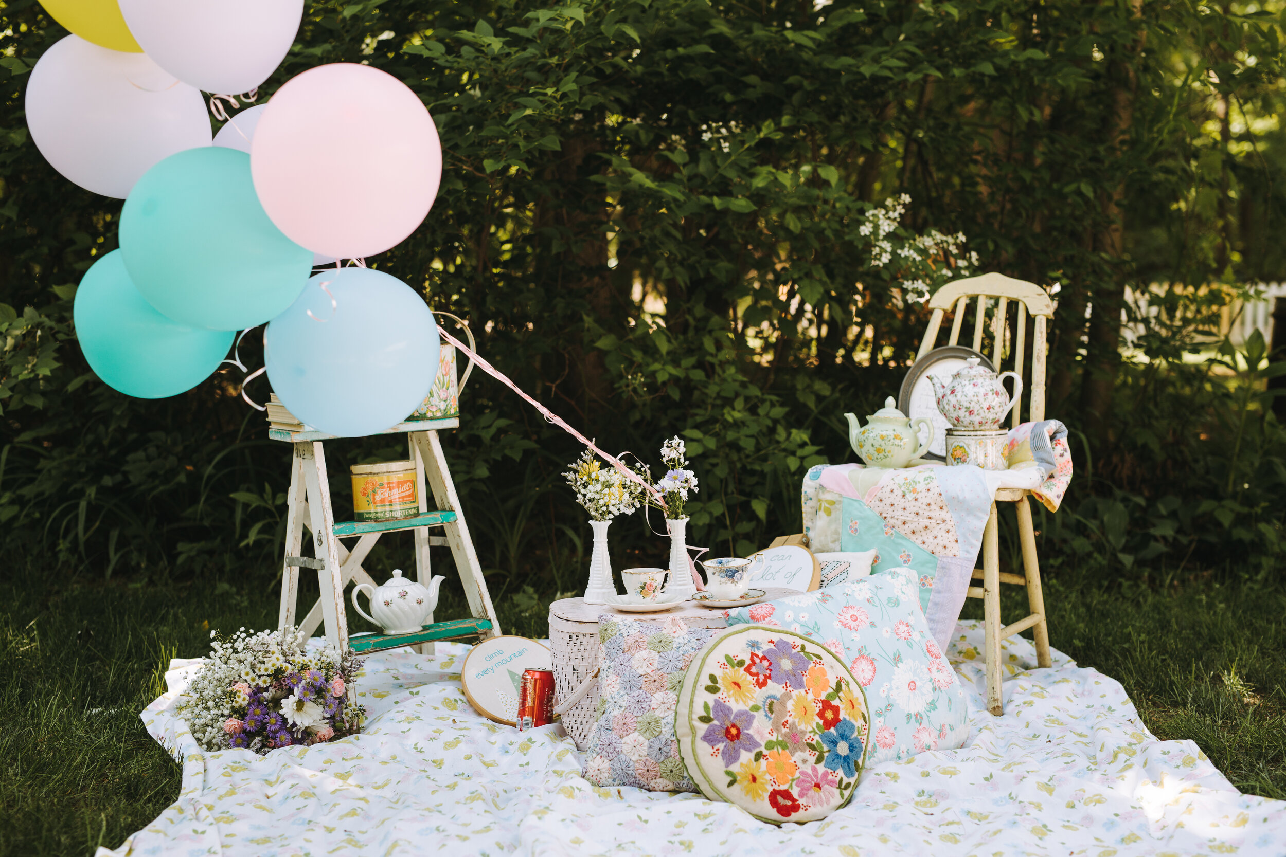 Vintage Picnic Wedding