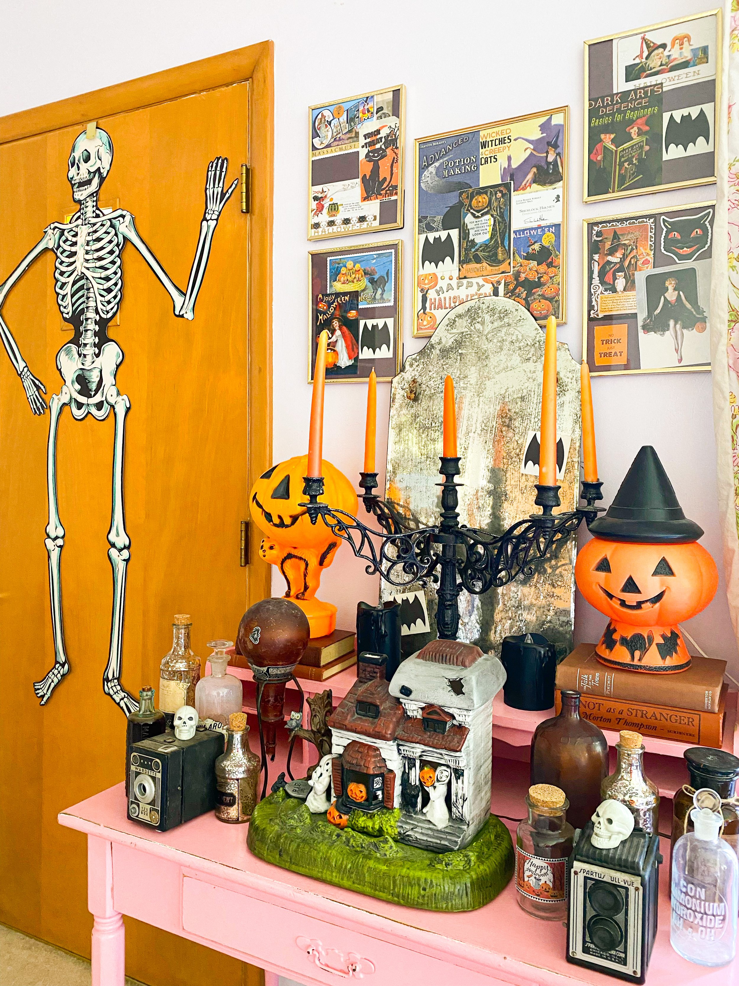 Spooky Vintage Halloween Living Room Tour with Blow Molds — Emily ...