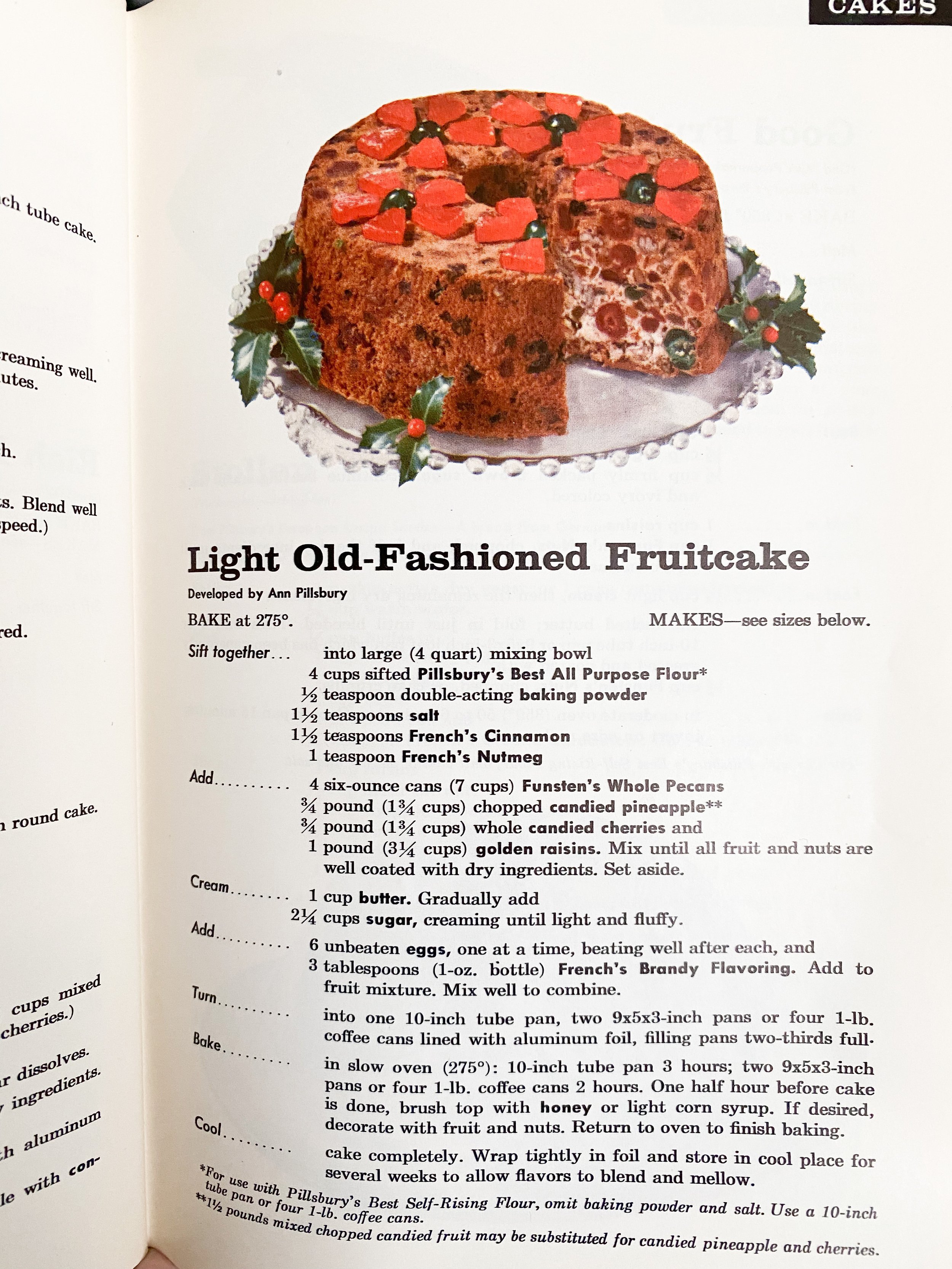 Light old-fashioned fruitcake
