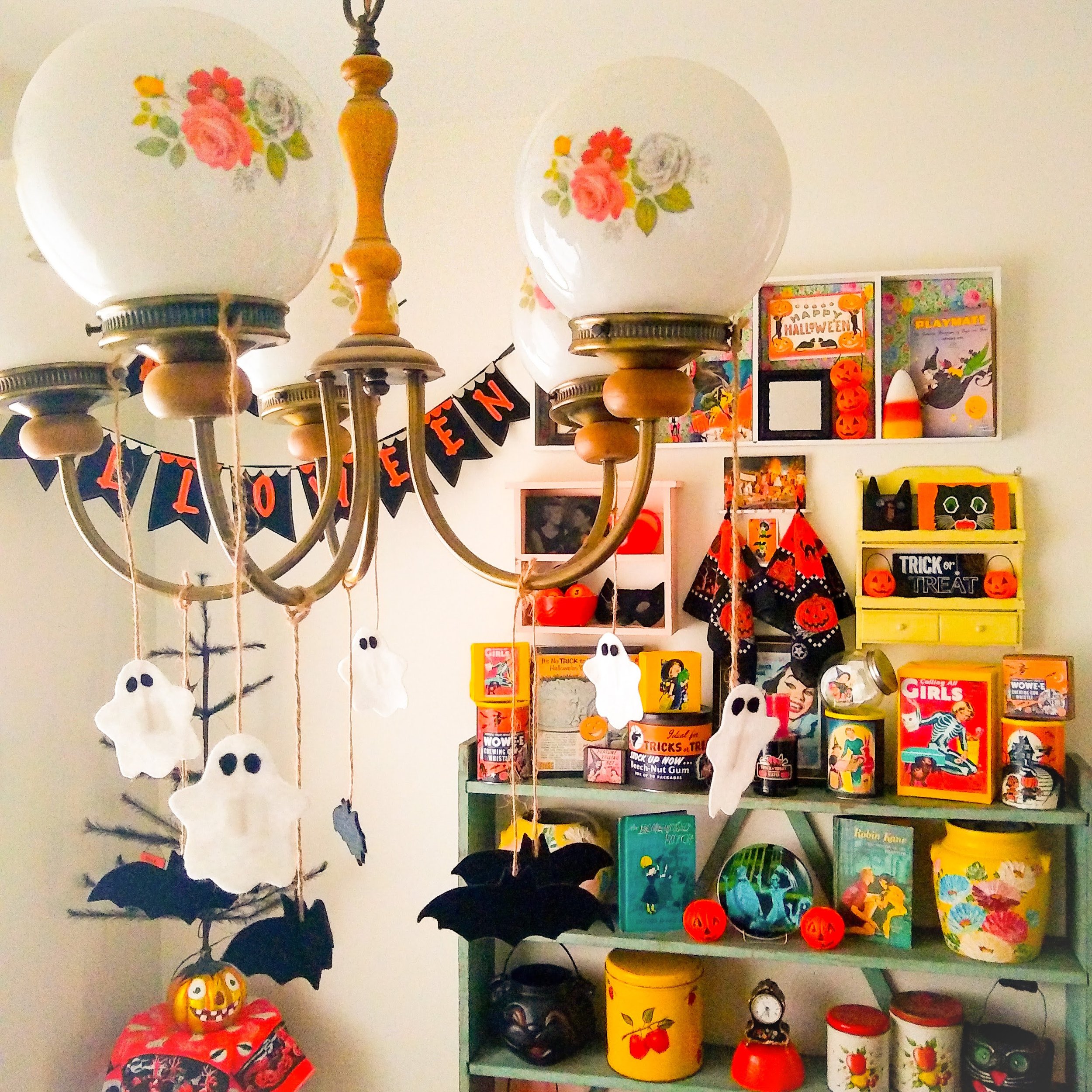 Common Vintage Halloween Decorations to Thrift Shop For — Emily ...
