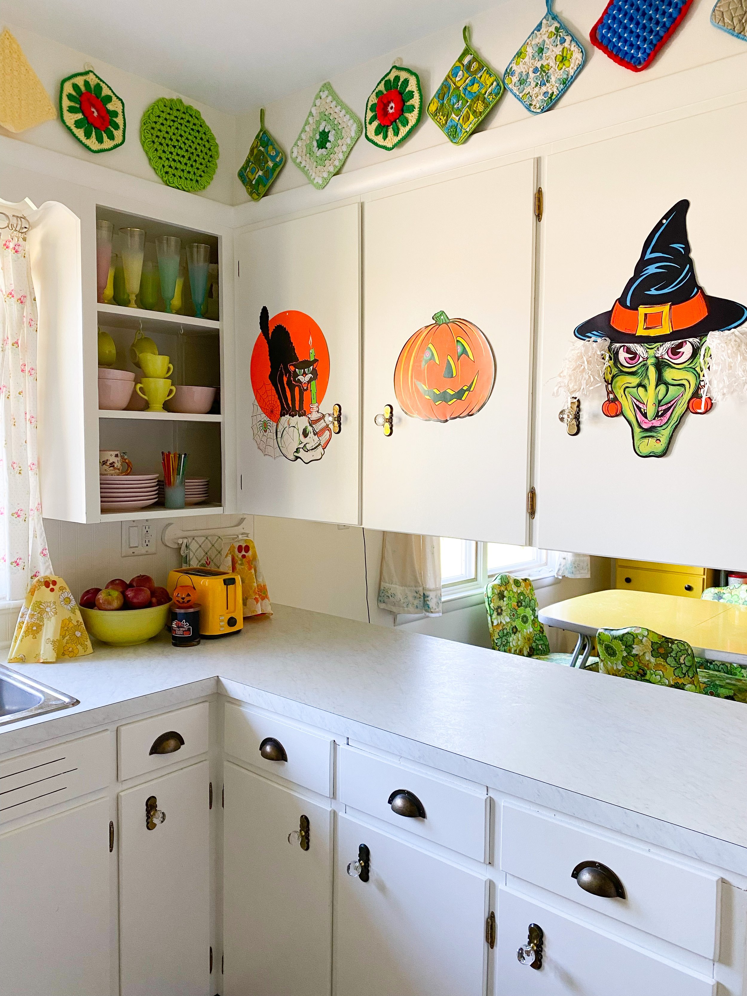 Transform Your Kitchen into a Halloween Scene