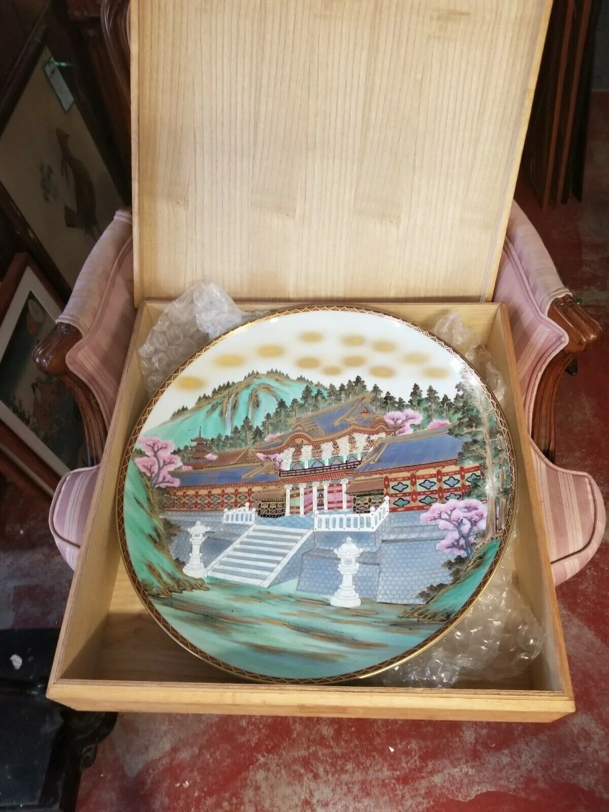 Japanese Kutani Charger Plate 10.jpg