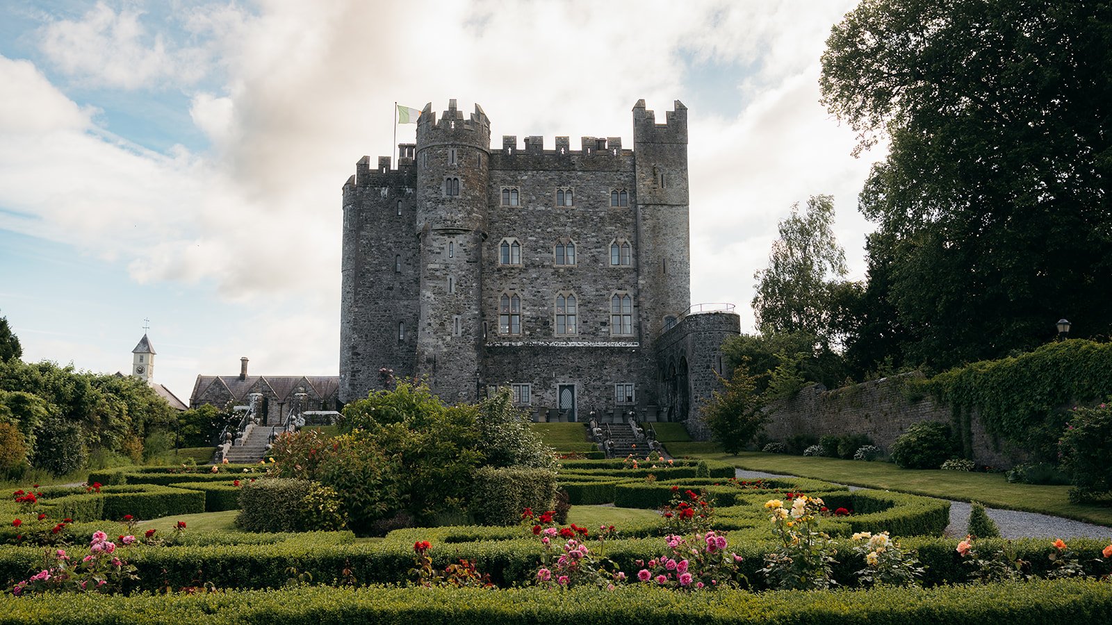 Alice & Brian Candid Dreamers Wedding Photography Kilkea Castle -4.jpg