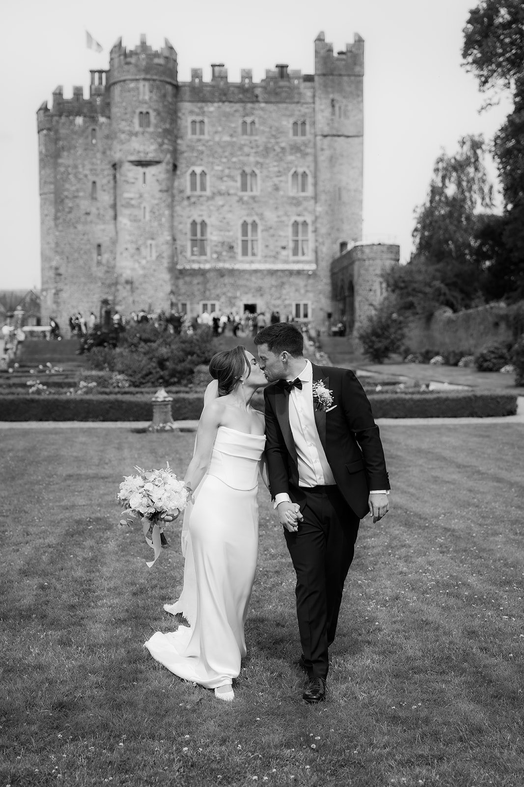 Alice & Brian Candid Dreamers Wedding Photography Kilkea Castle -519.jpg