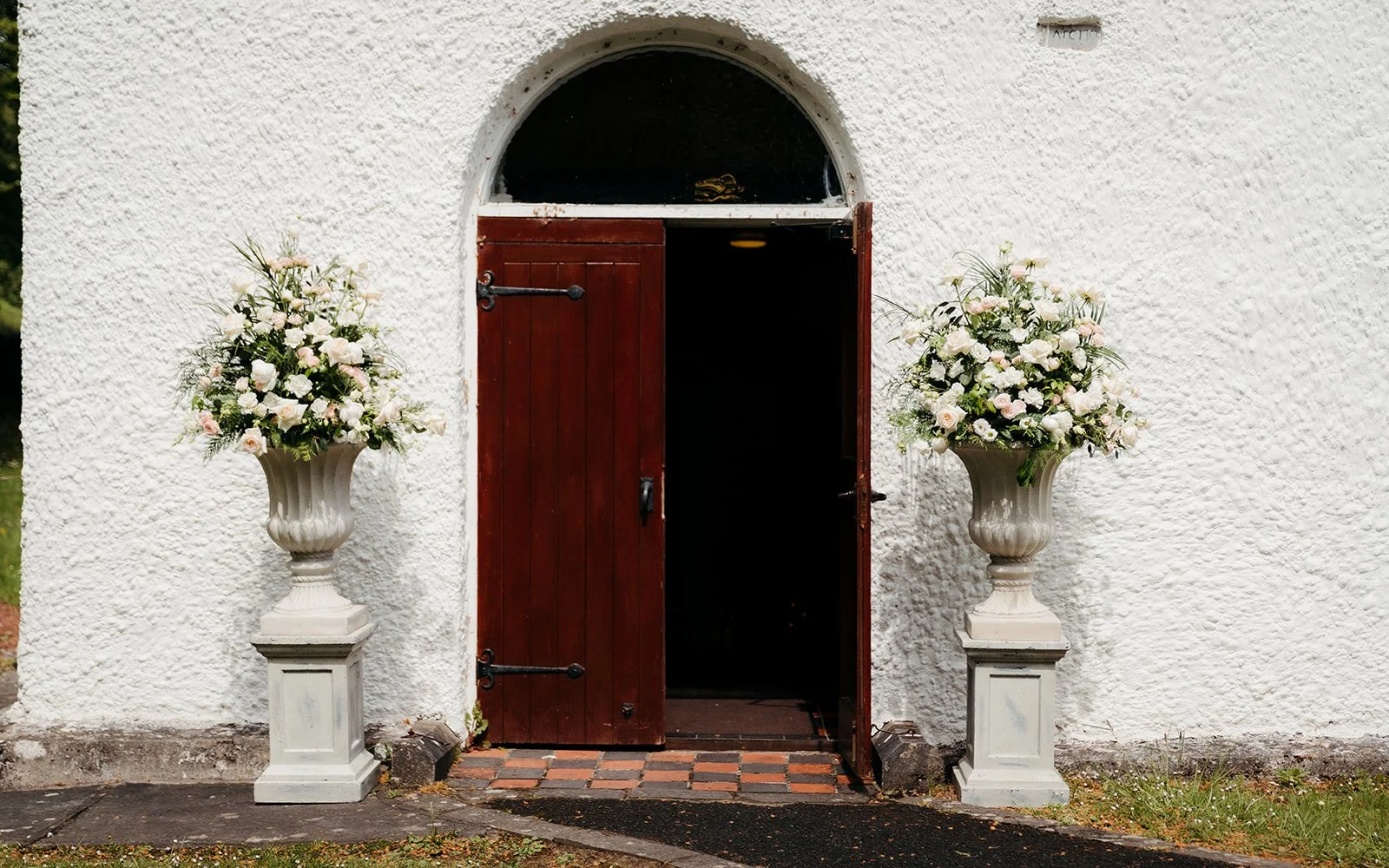 Caoimhe & Joey Candid Dreamers Wedding Photography Cloughjordan House Documentary Wedding Photogrpahy -155.jpg