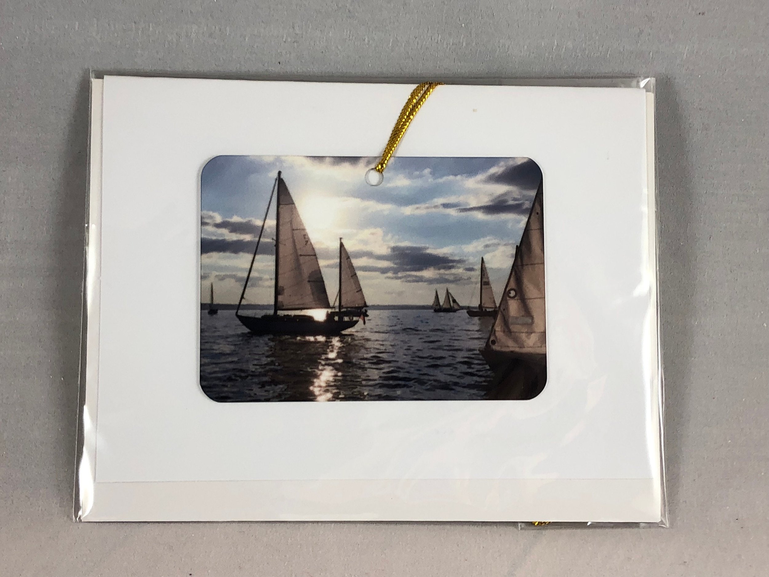 https://i.etsystatic.com/6148094/r/il/15cc76/1729478589/il_fullxfull.1729478589_6t4c.jpg