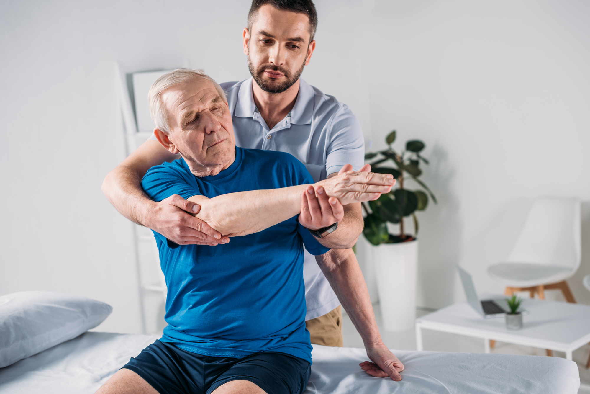 What Are the Benefits of Seeing a Physiotherapist at a Physical Therapy Clinic in Scarborough, ON?