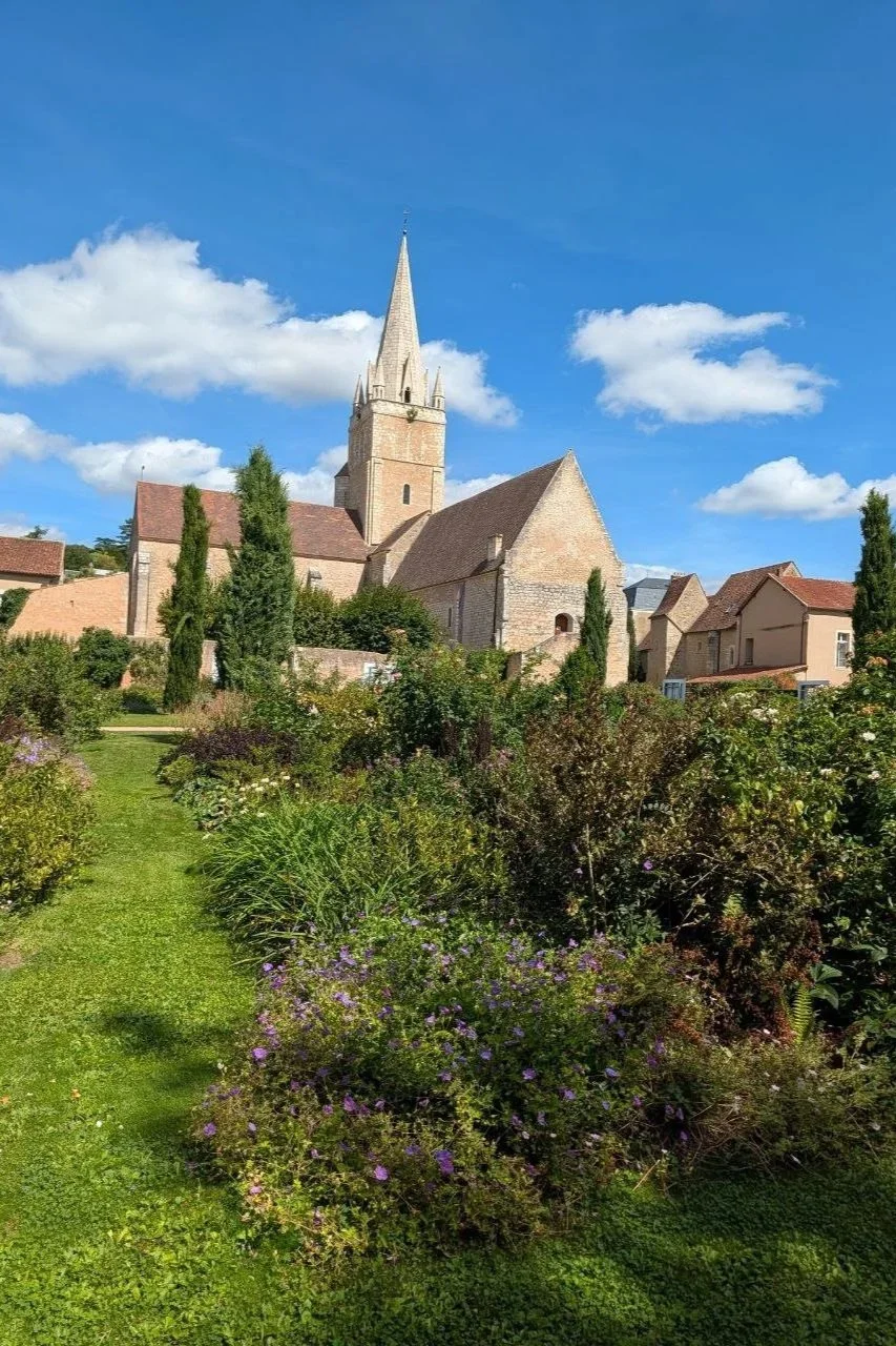 Saint-Benoît — lieu de séance photo en extérieur près de Poitiers (3)