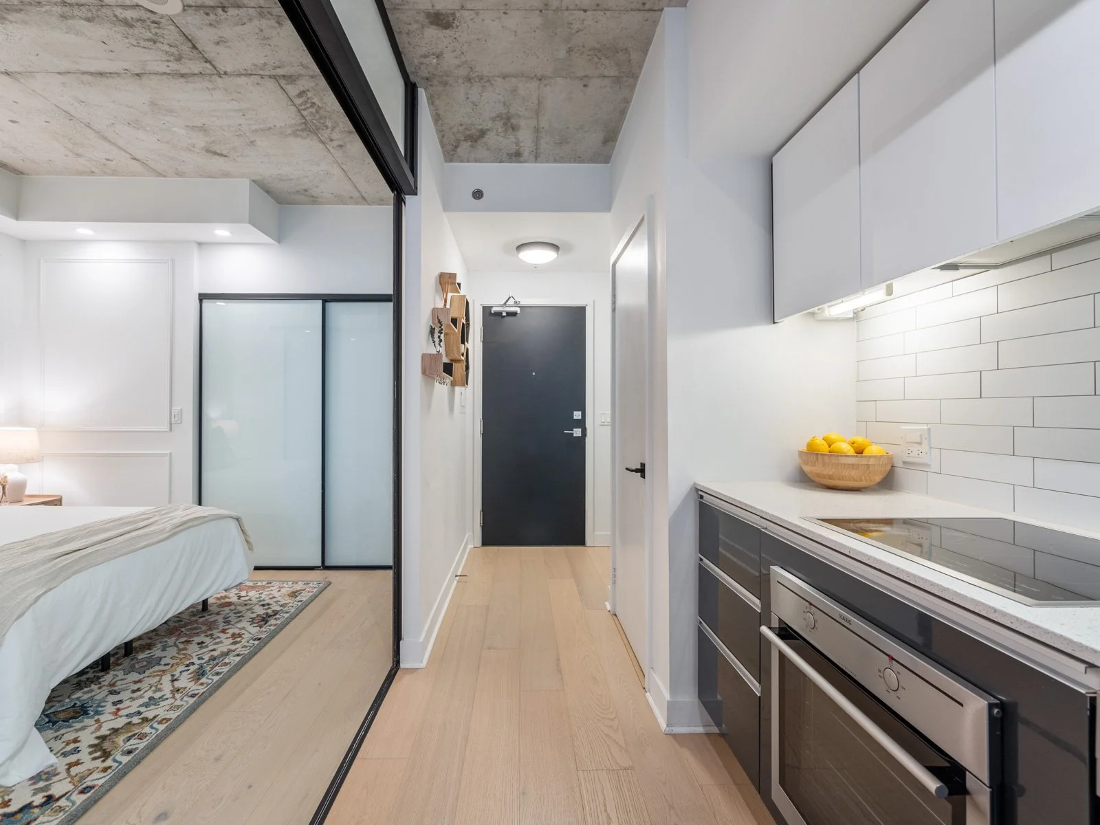 404-20 Gladstone Avenue-10.jpg