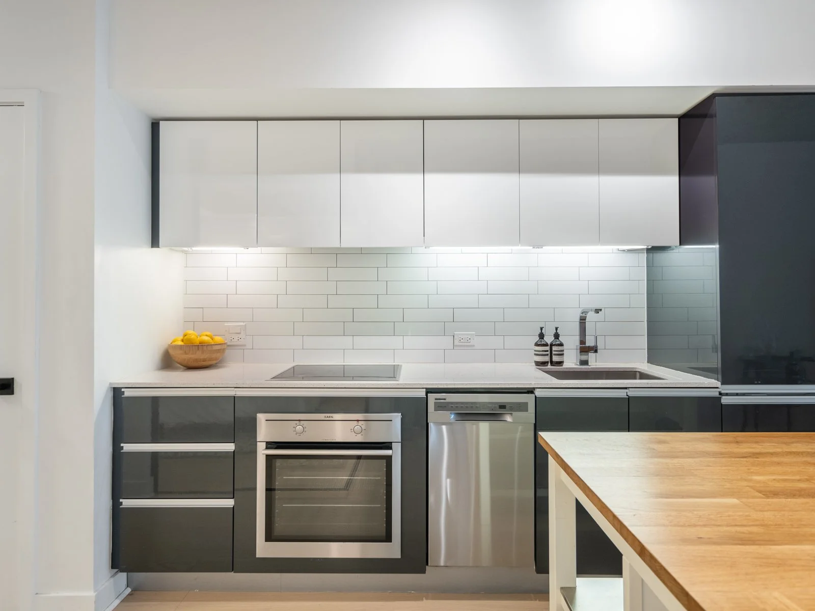 404-20 Gladstone Avenue-17.jpg