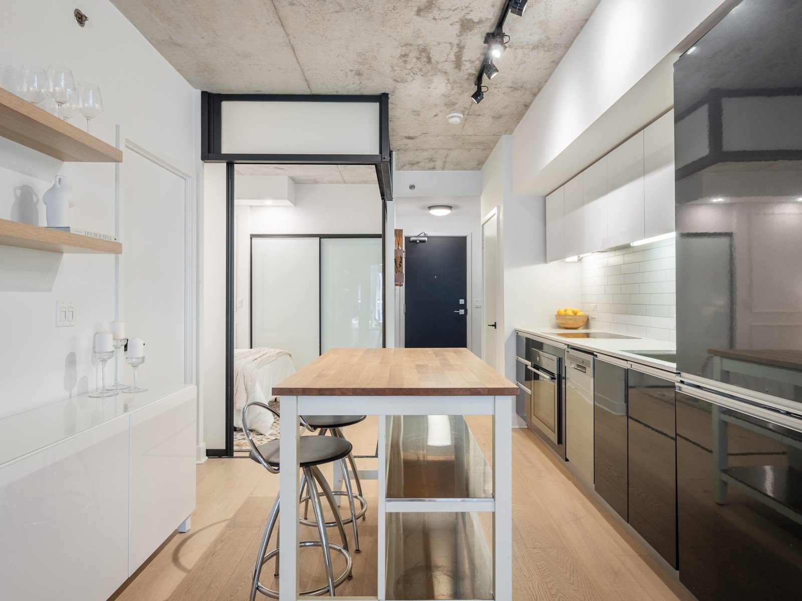 404-20 Gladstone Avenue-21.jpg