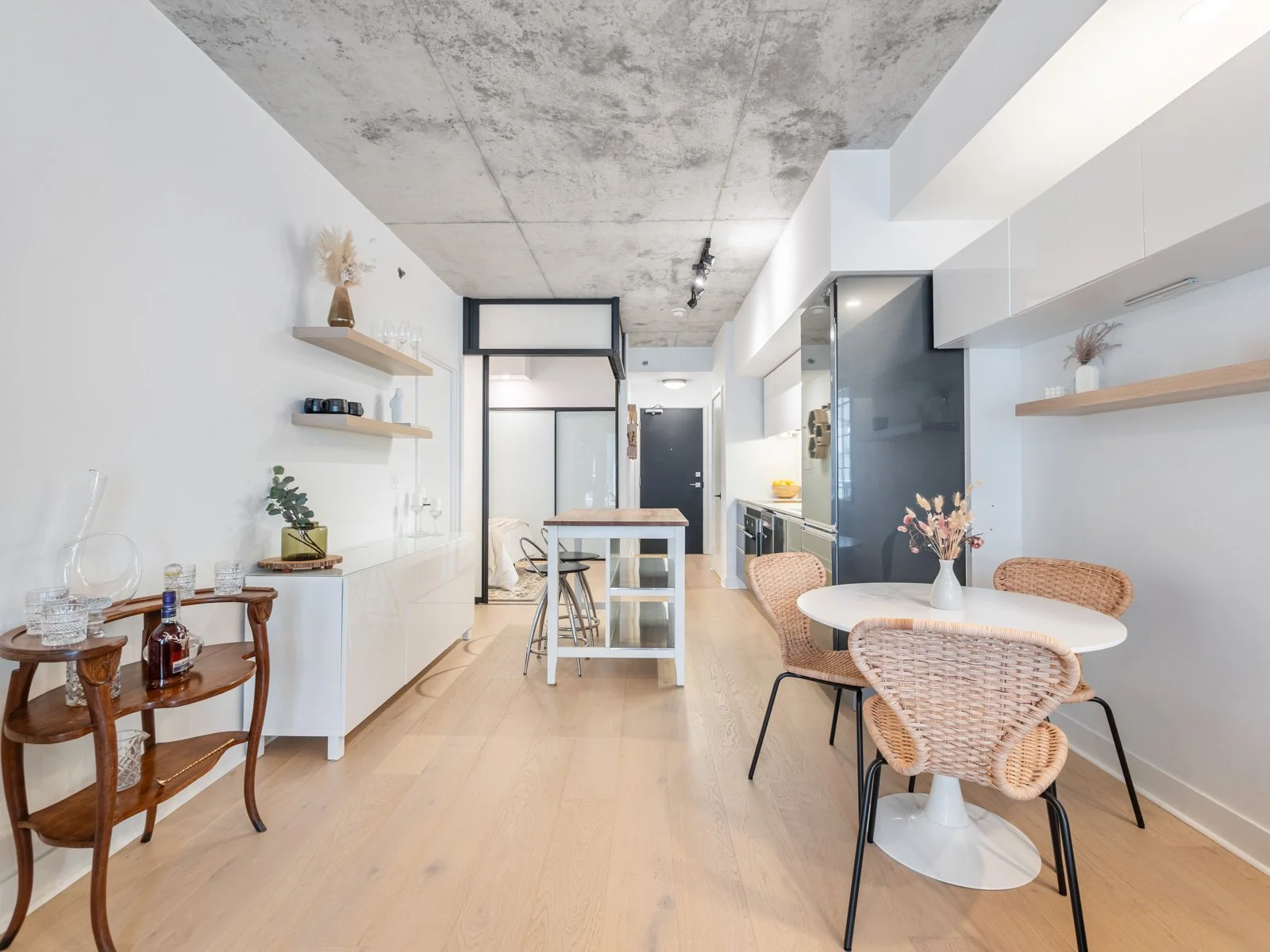 404-20 Gladstone Avenue-23.jpg