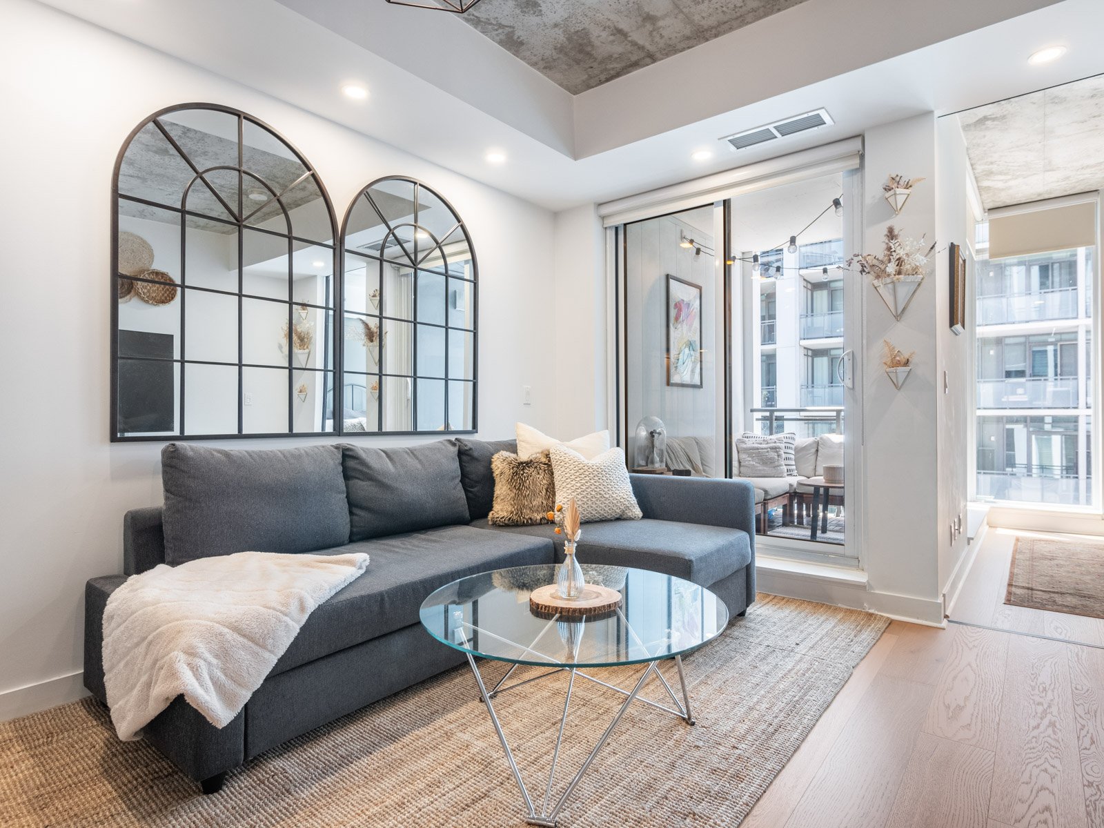 404-20 Gladstone Avenue-26.jpg