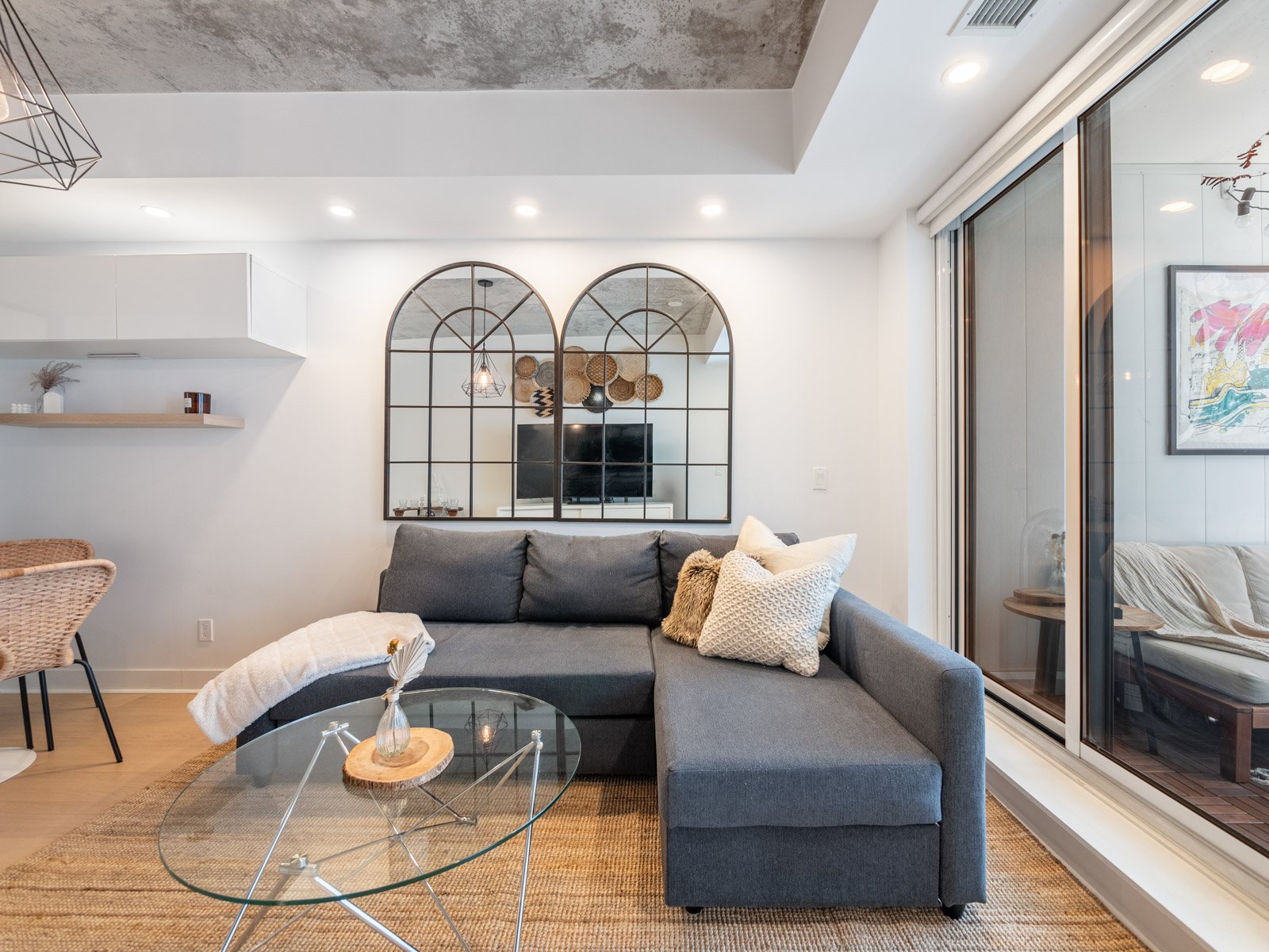 404-20 Gladstone Avenue-28.jpg