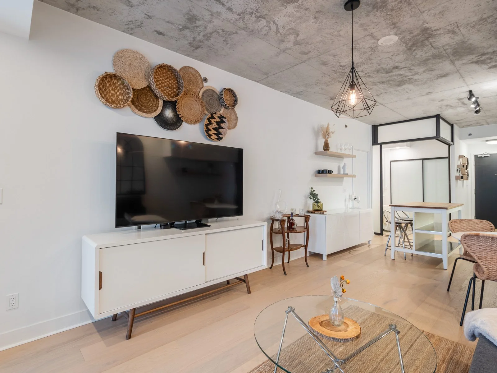 404-20 Gladstone Avenue-29.jpg