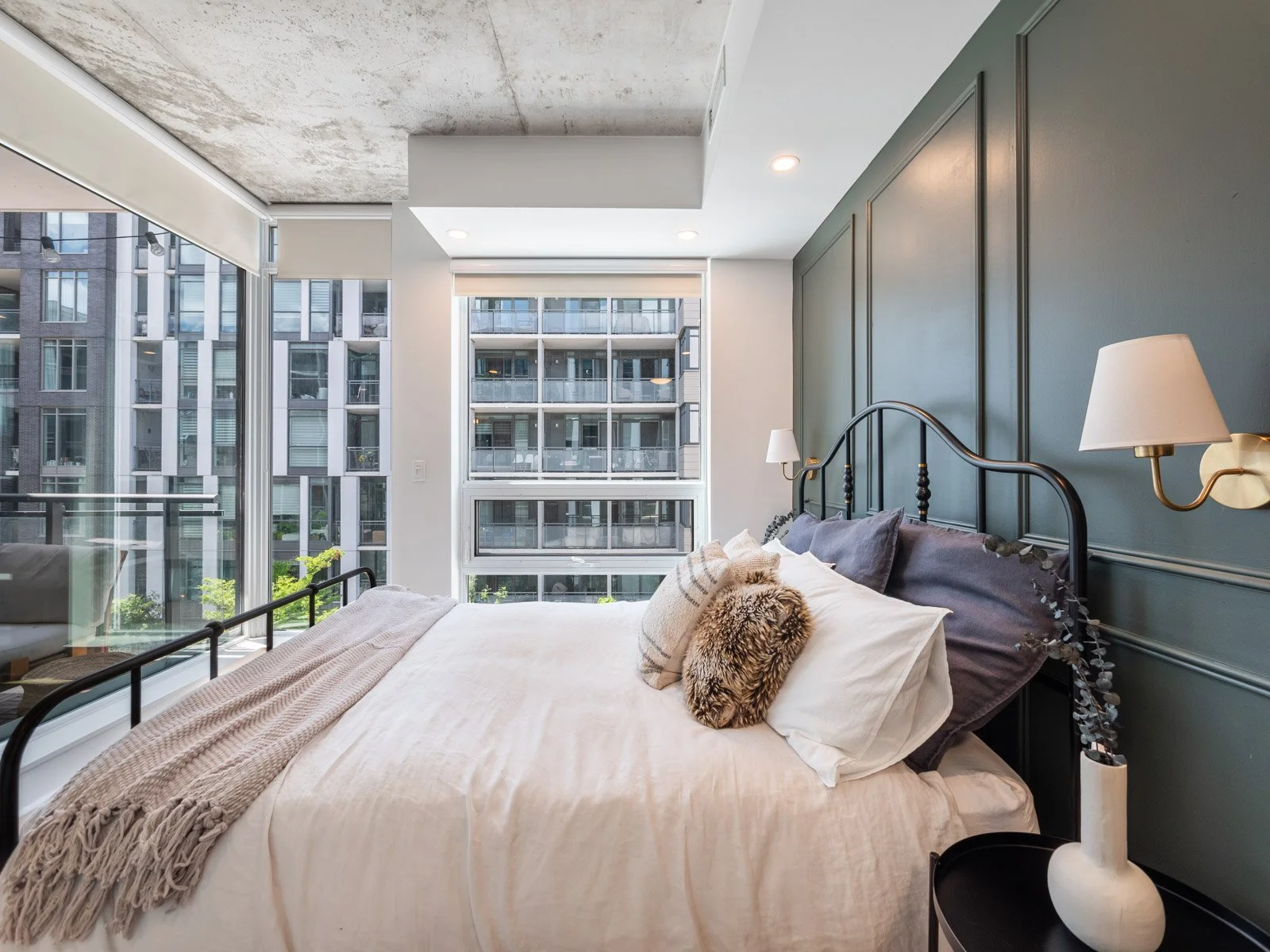 404-20 Gladstone Avenue-32.jpg