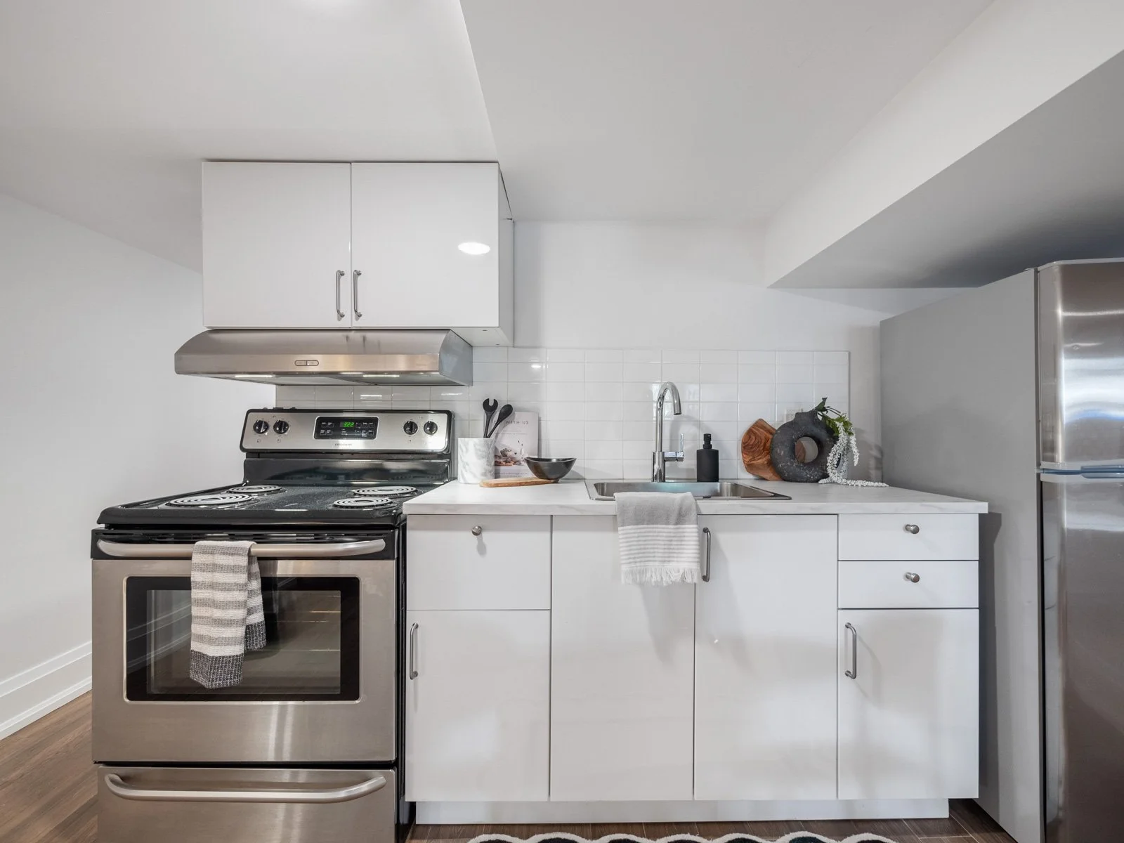 47 Armstrong Ave-44.jpg