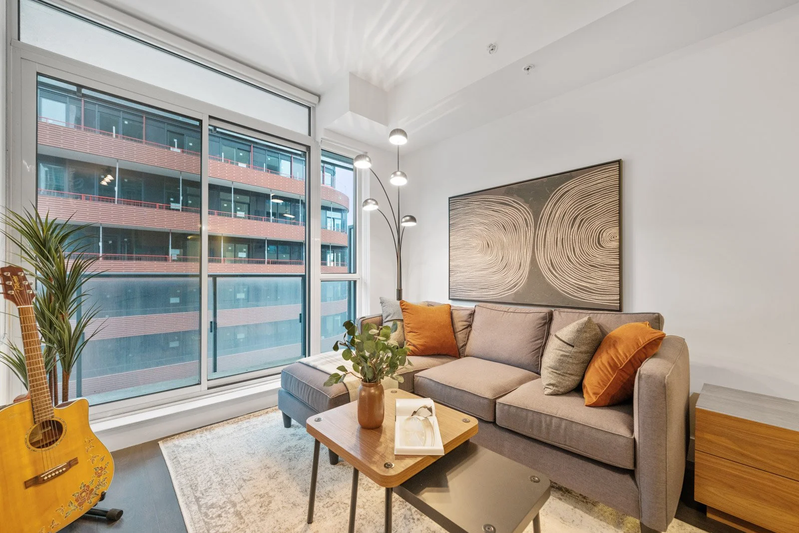 3. 801-39 Sherbourne St-38.jpg