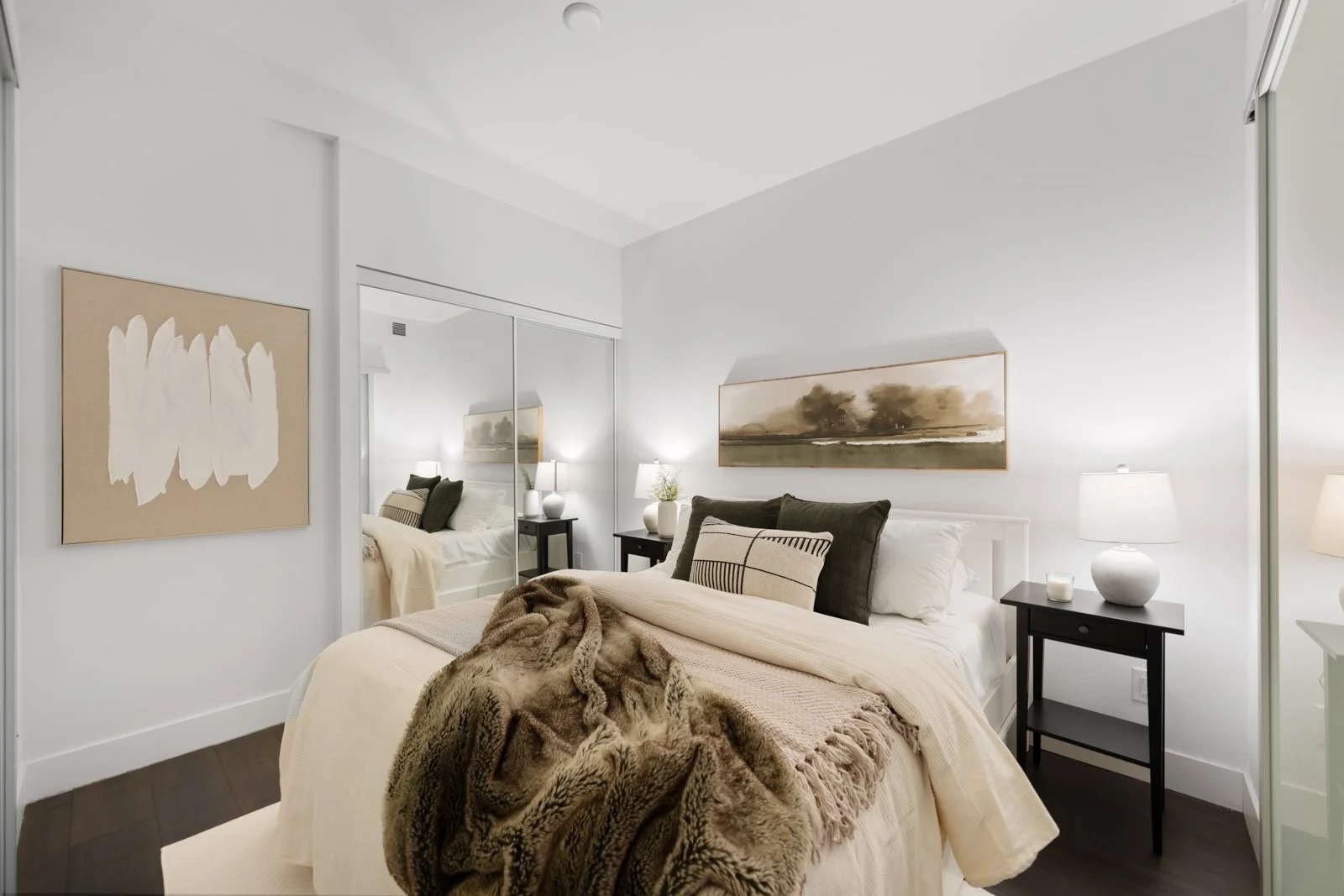 9. 801-39 Sherbourne St-15.jpg