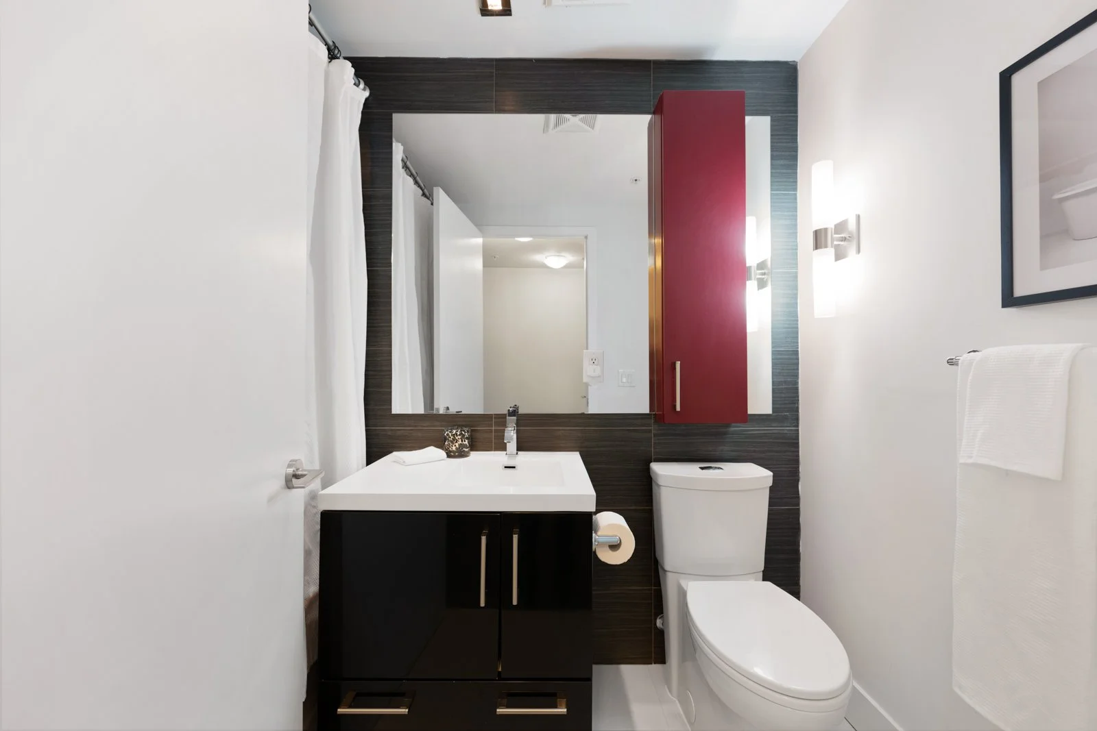 12. 801-39 Sherbourne St-13.jpg