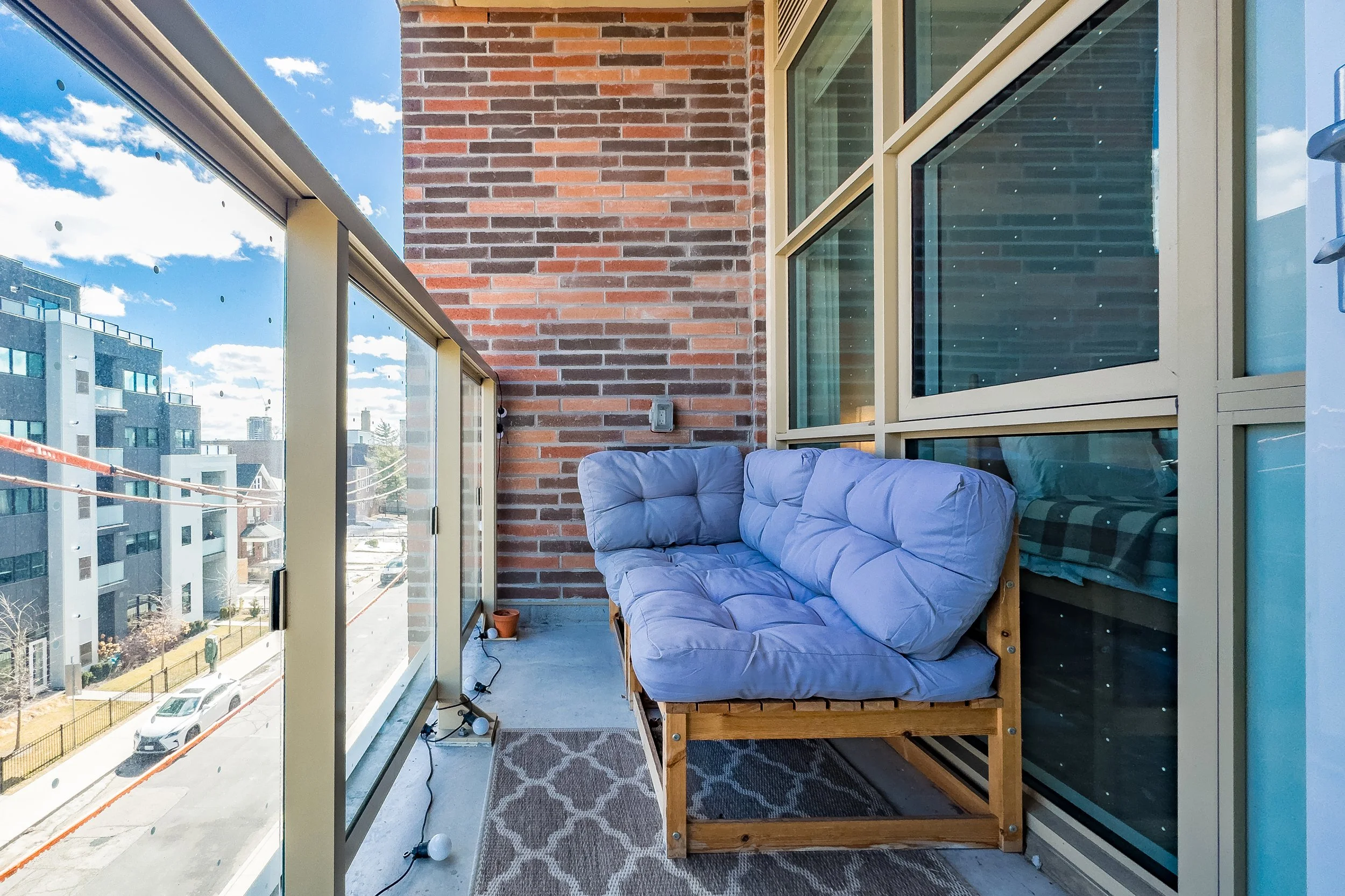 12. 422_1787_St Clair W_MLS22 (1).jpg
