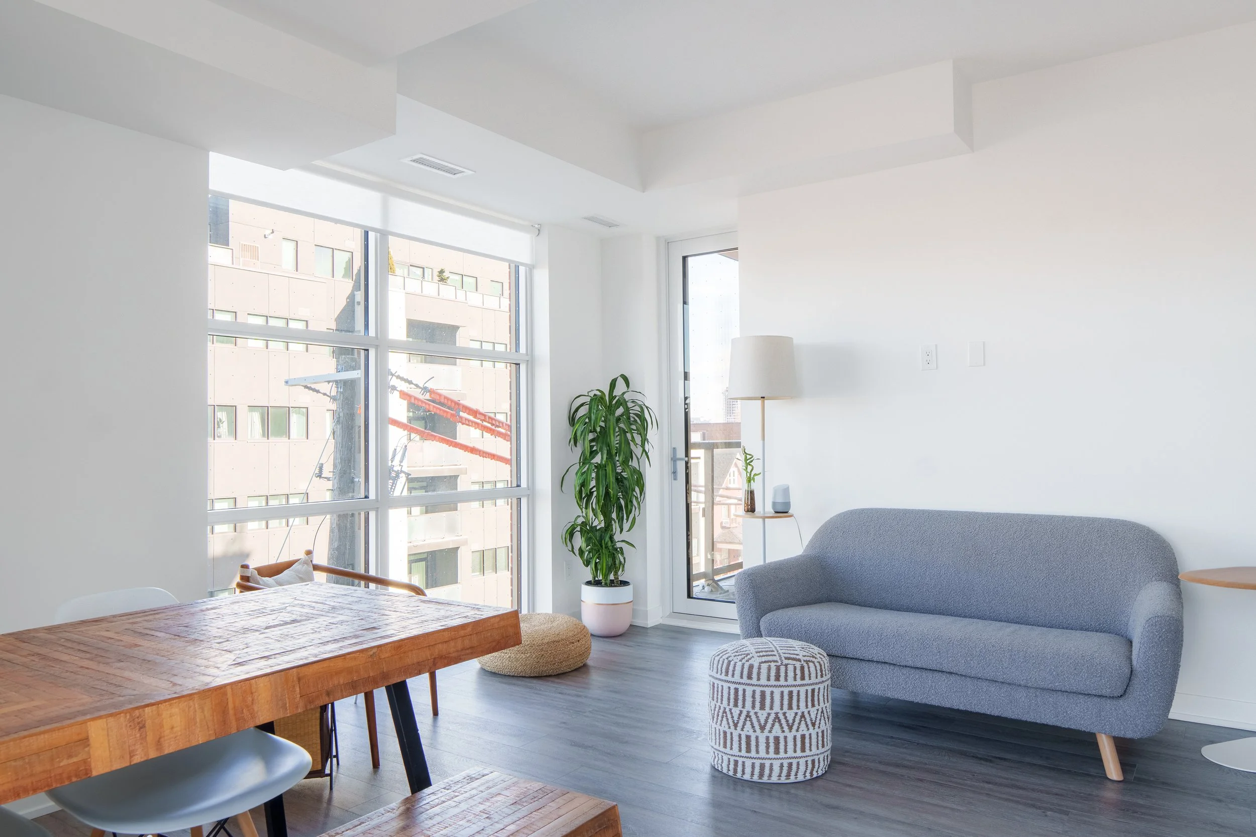 5. 422_1787_St Clair W_MLS20 (1).jpg