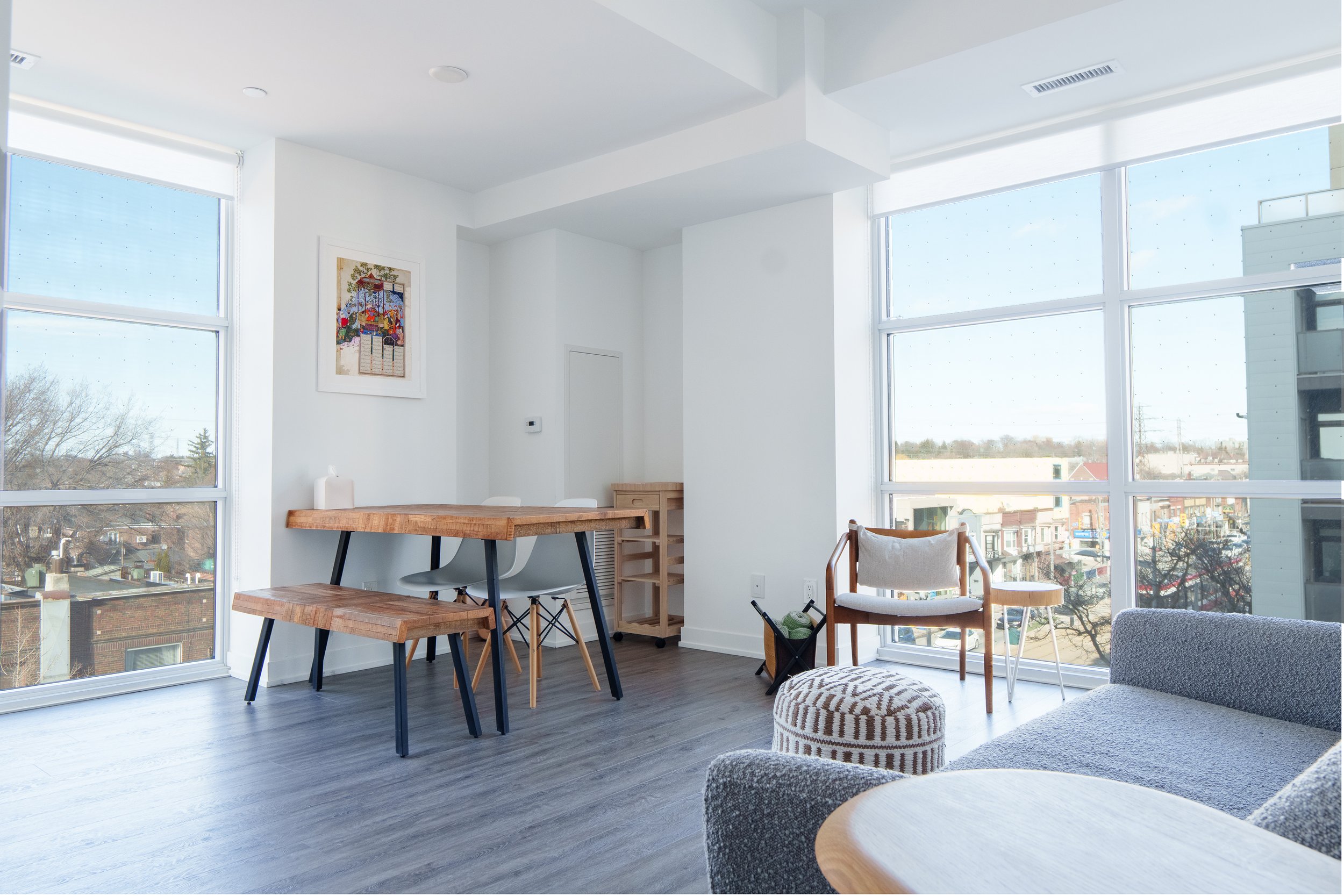 4. 422_1787_St Clair W_MLS16 (1).jpg
