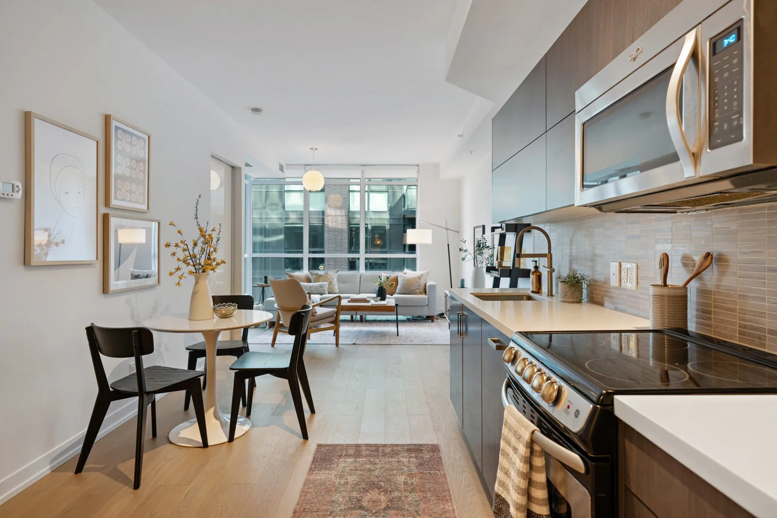 5. 402-36 Howard Park Ave-47.jpg