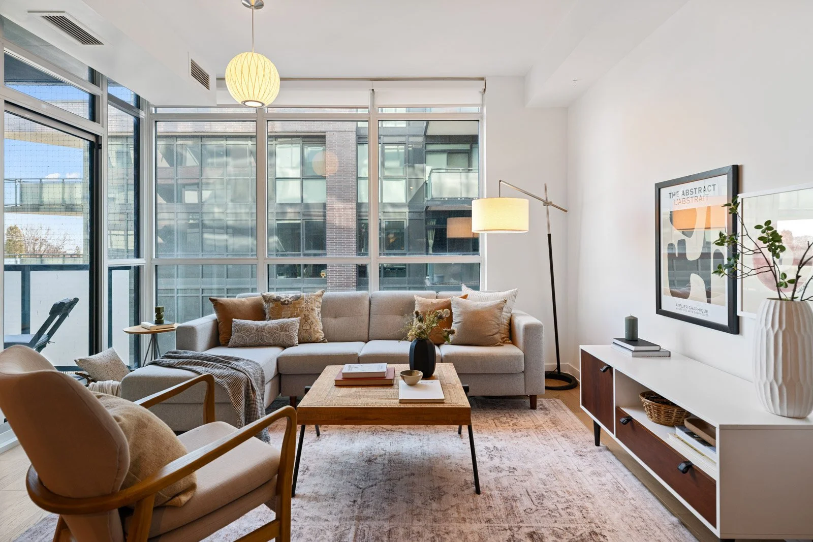 2. 402-36 Howard Park Ave-32.jpg