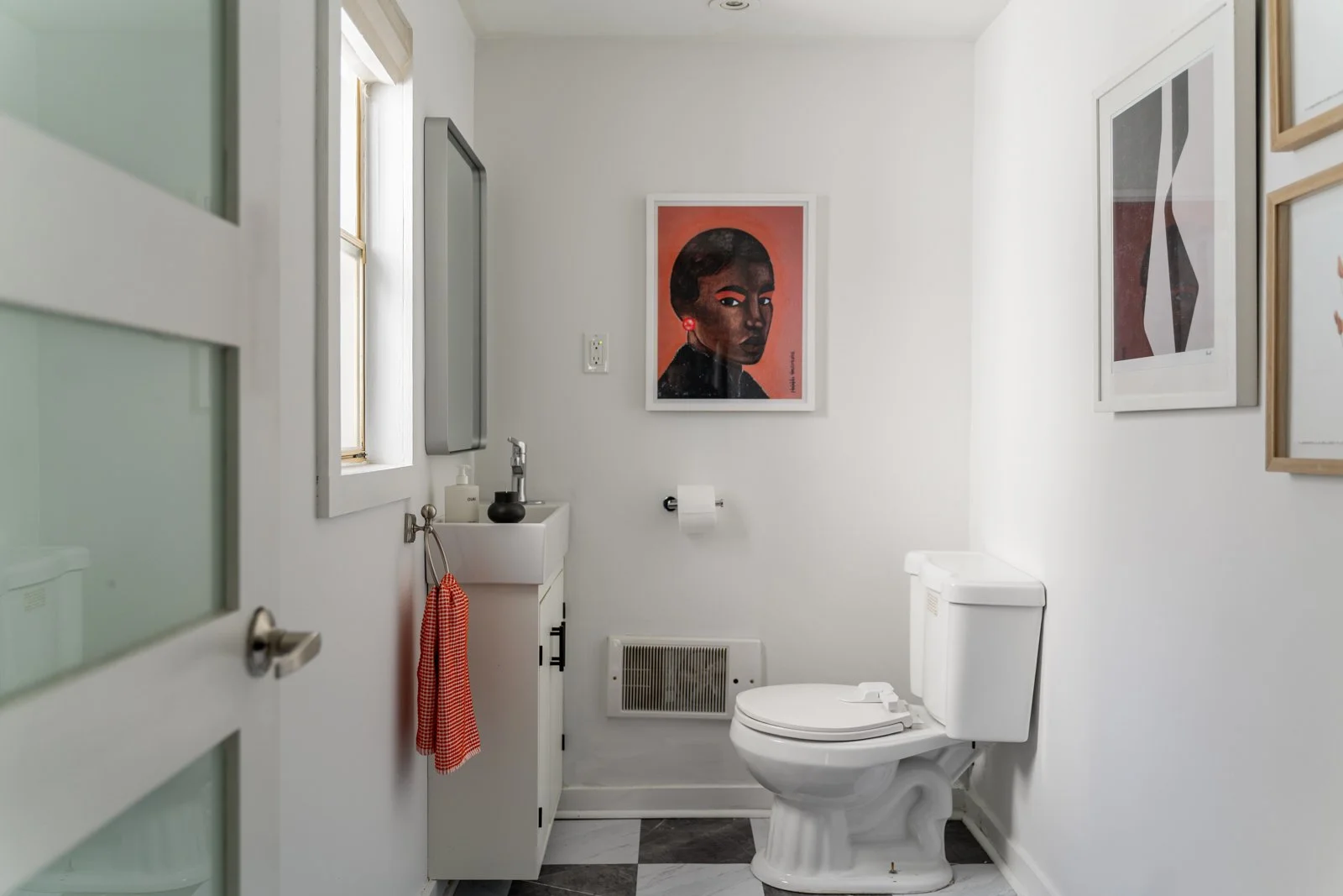 24.5 83 Claremont St-24.jpg