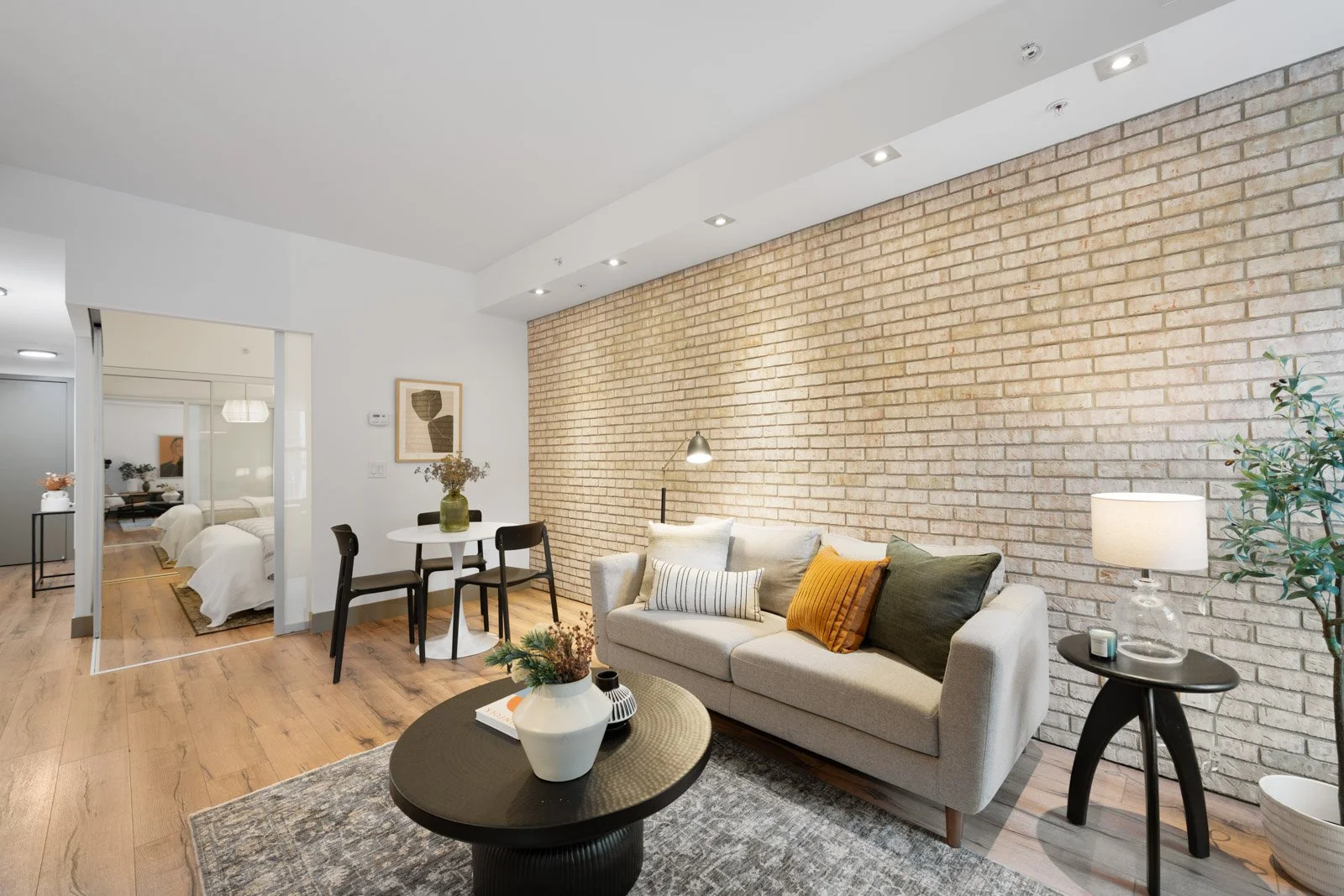 2. 204-39 Sherbourne St-33.jpg