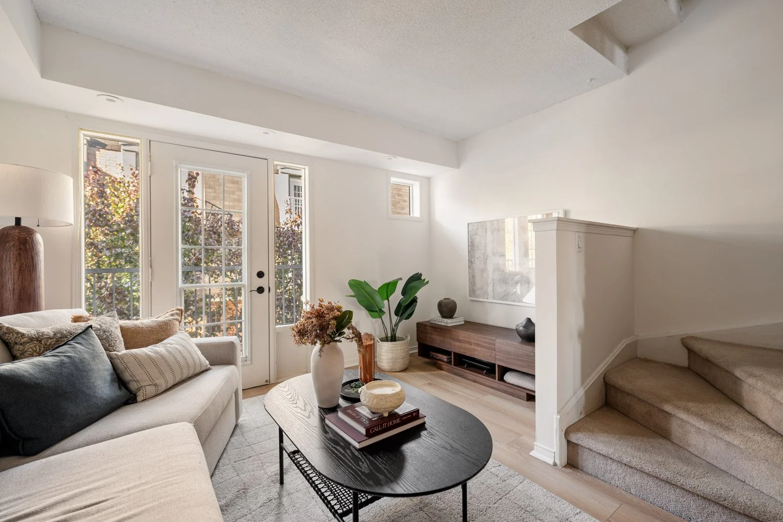 1.1 221-20 Merchant Ln-15.jpg