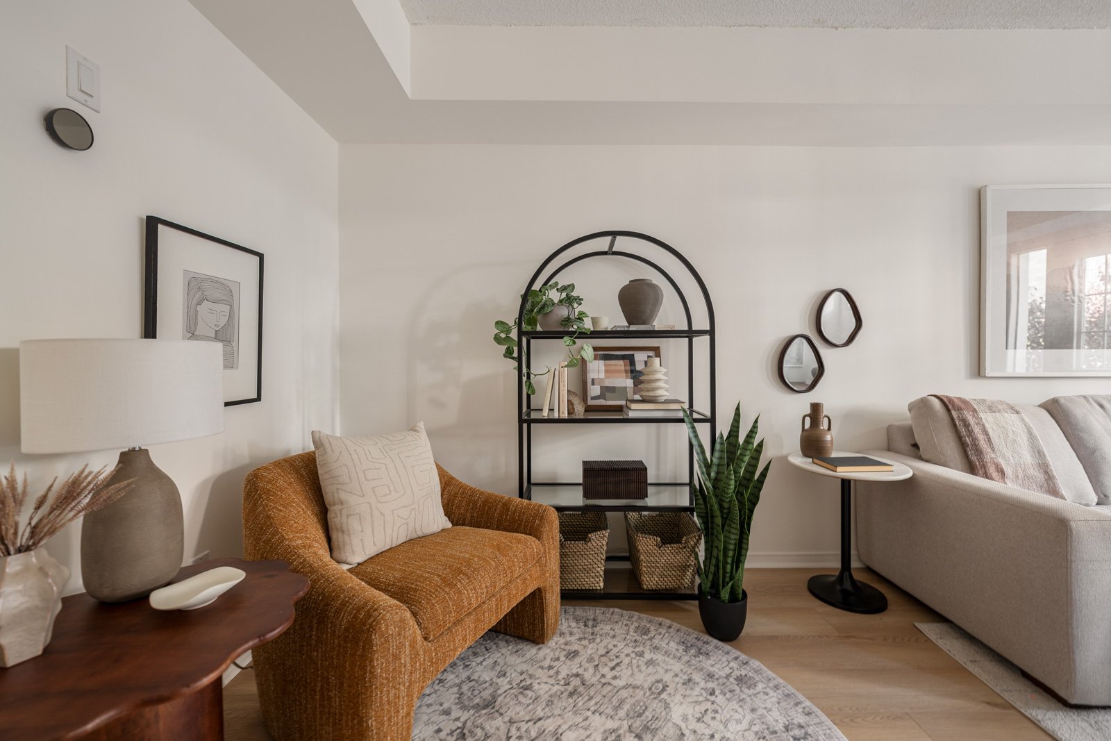 3. 221-20 Merchant Ln-11.jpg