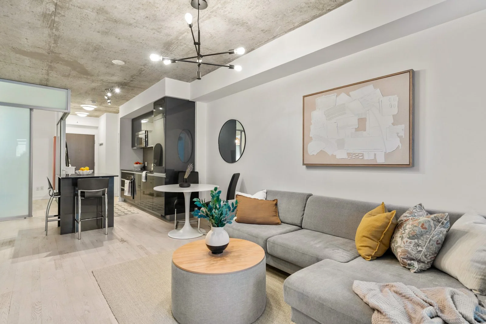 3. 714-20 Gladstone Ave-29.jpg
