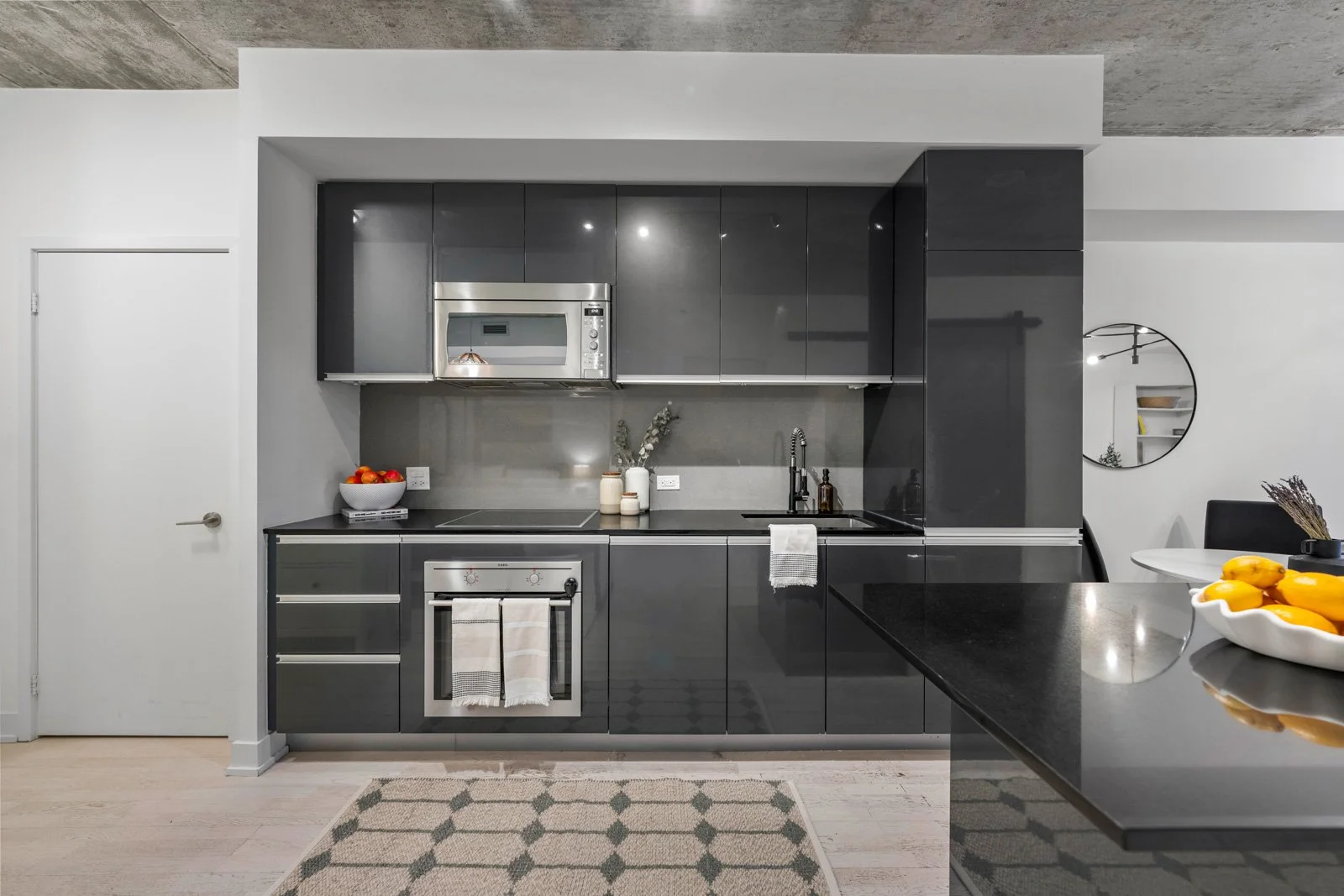 5. 714-20 Gladstone Ave-16.jpg