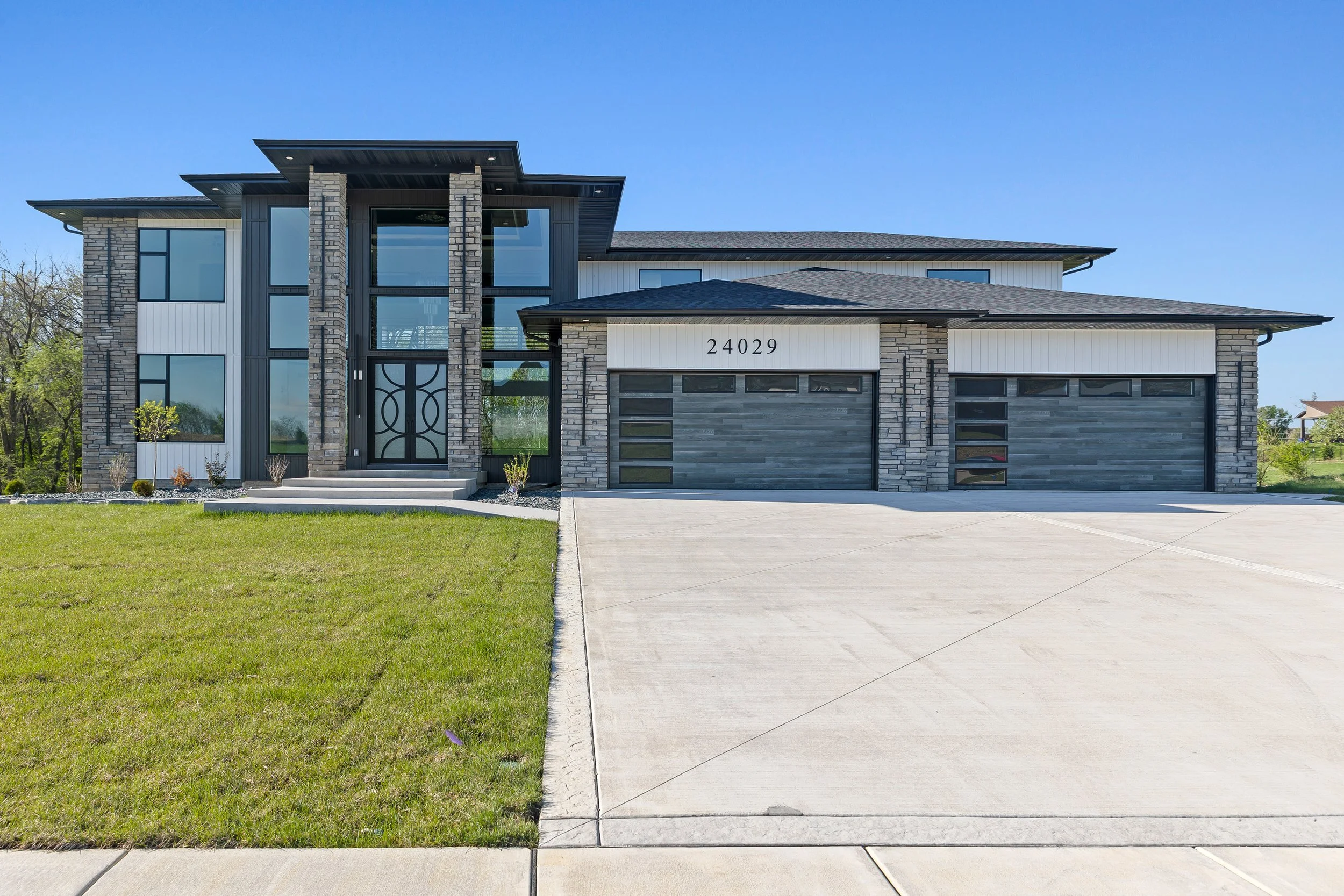 24029 185th St Bett IA06.jpg