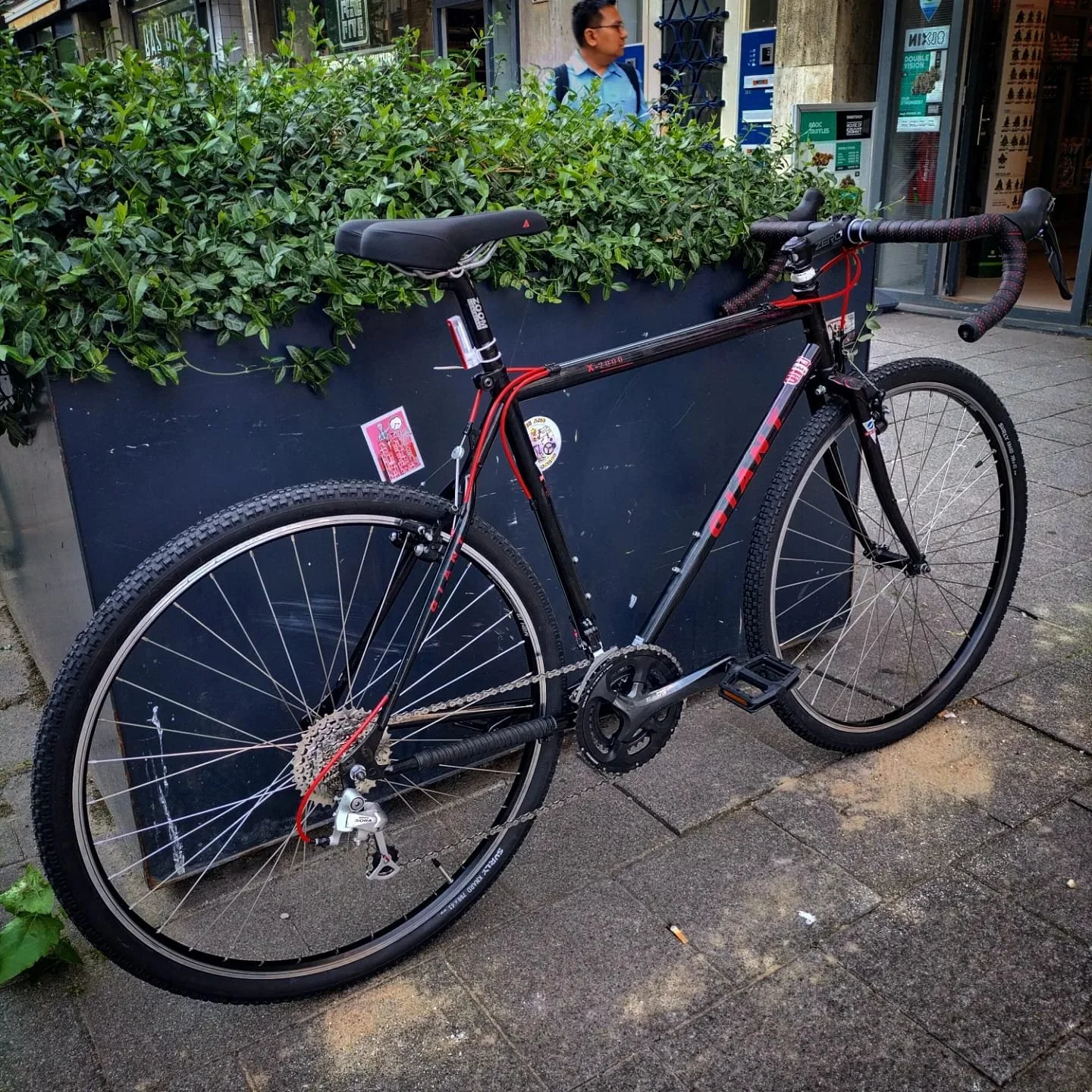 Giant X2000 Neo Retro Custom Gravel Bike — Bikes&Records