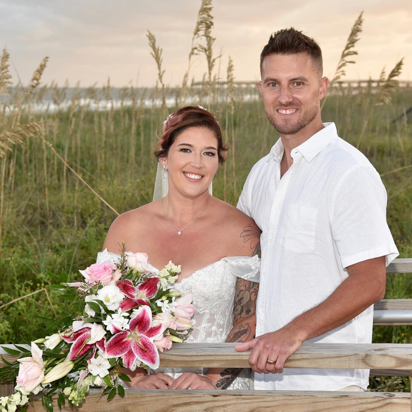 New year. New love stories.
🌸💕

.
.
.
#myrtlebeach #myrtlebeachsc #litchfield #georgetown #surfsidebeach #conway #conwaysc #scphotographer #scvideographer #destinationwedding #southcarolina #beachwedding #mbphoto #newyear #myrtlebeachwedding #weddi