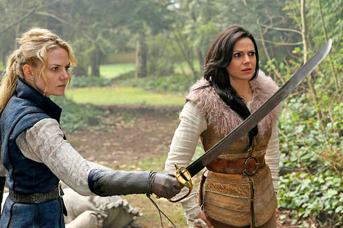  Emma Swan and Regina Mills 