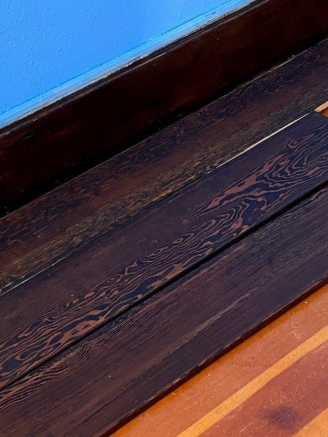 Sections of refinished base. Look at that grain!