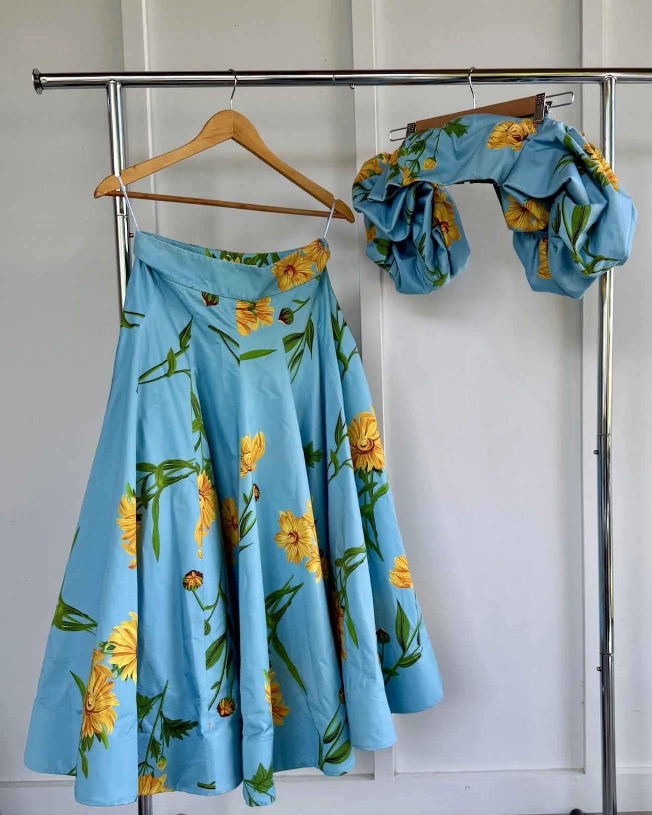 Leo Lin Marguerite Bleu Top and Skirt Set Size 10