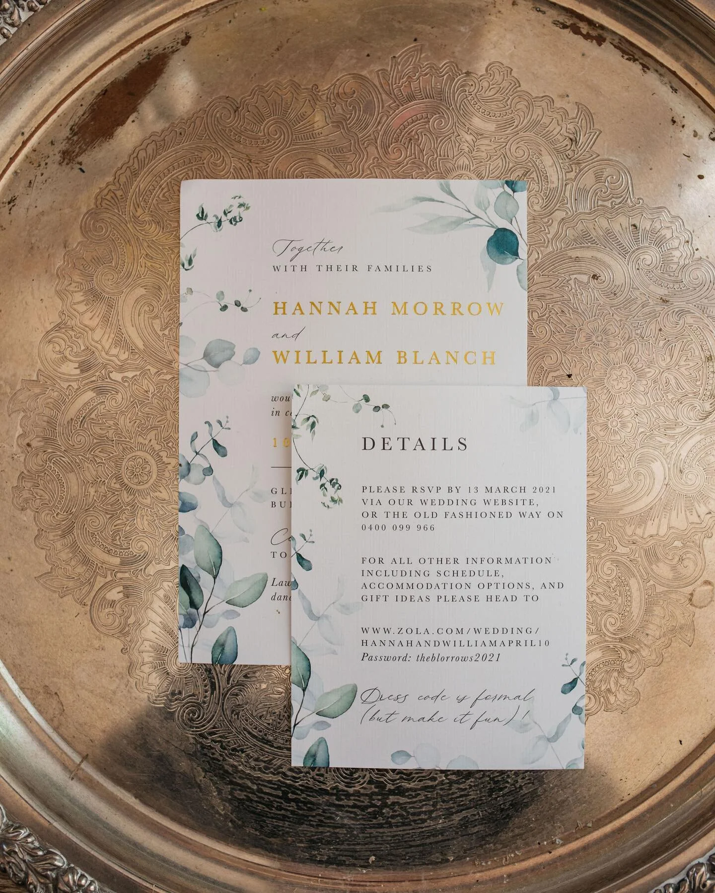 Custom wedding stationery for the gorgeous couple @hannahjayem and @williammjblanch

Watercolour eucalyptus, native leaves and gold foil accents.