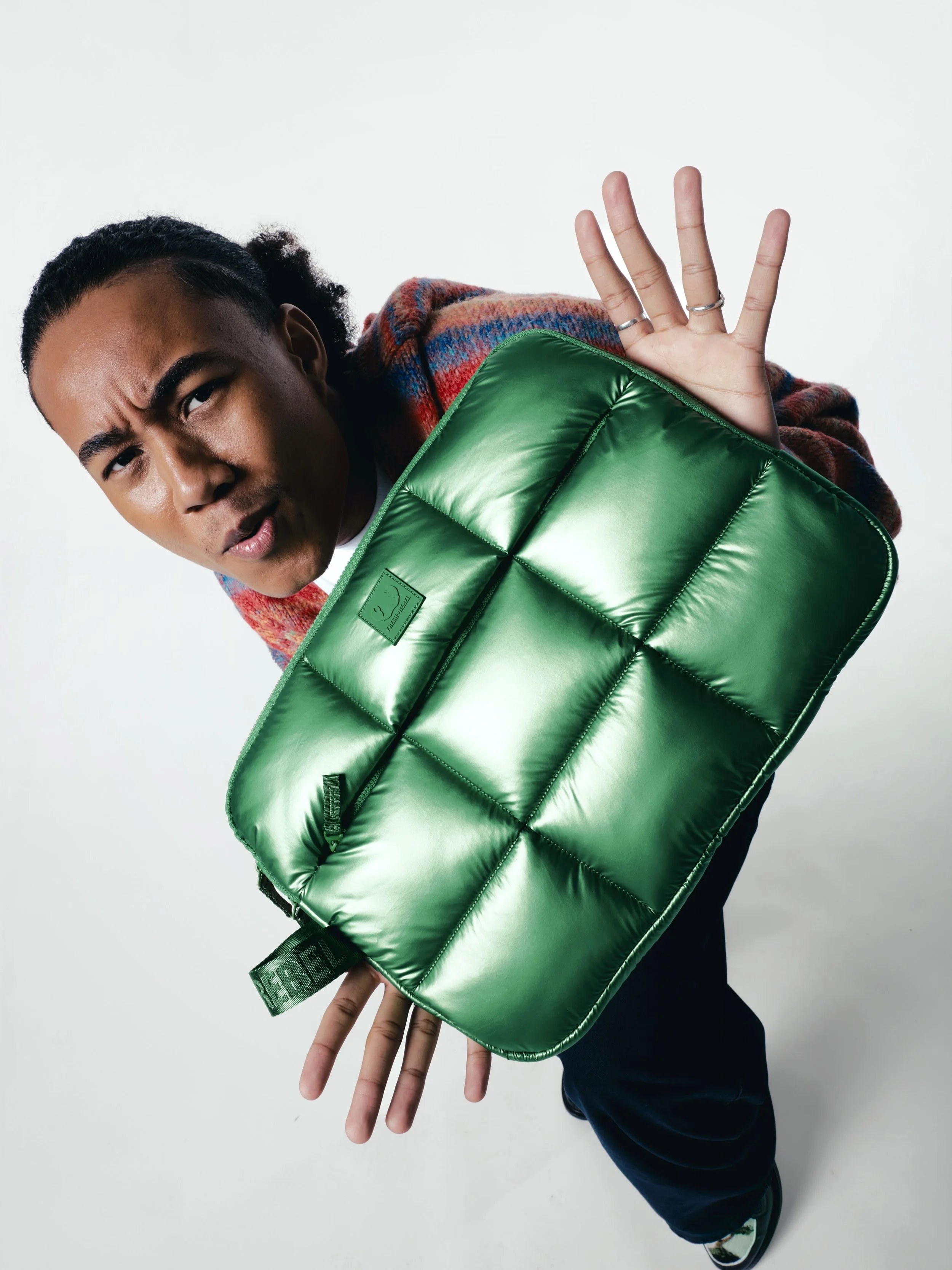 Designed to stand out.

Concept, bag design and campaign shoot we did for the @freshnrebel Coze collection.