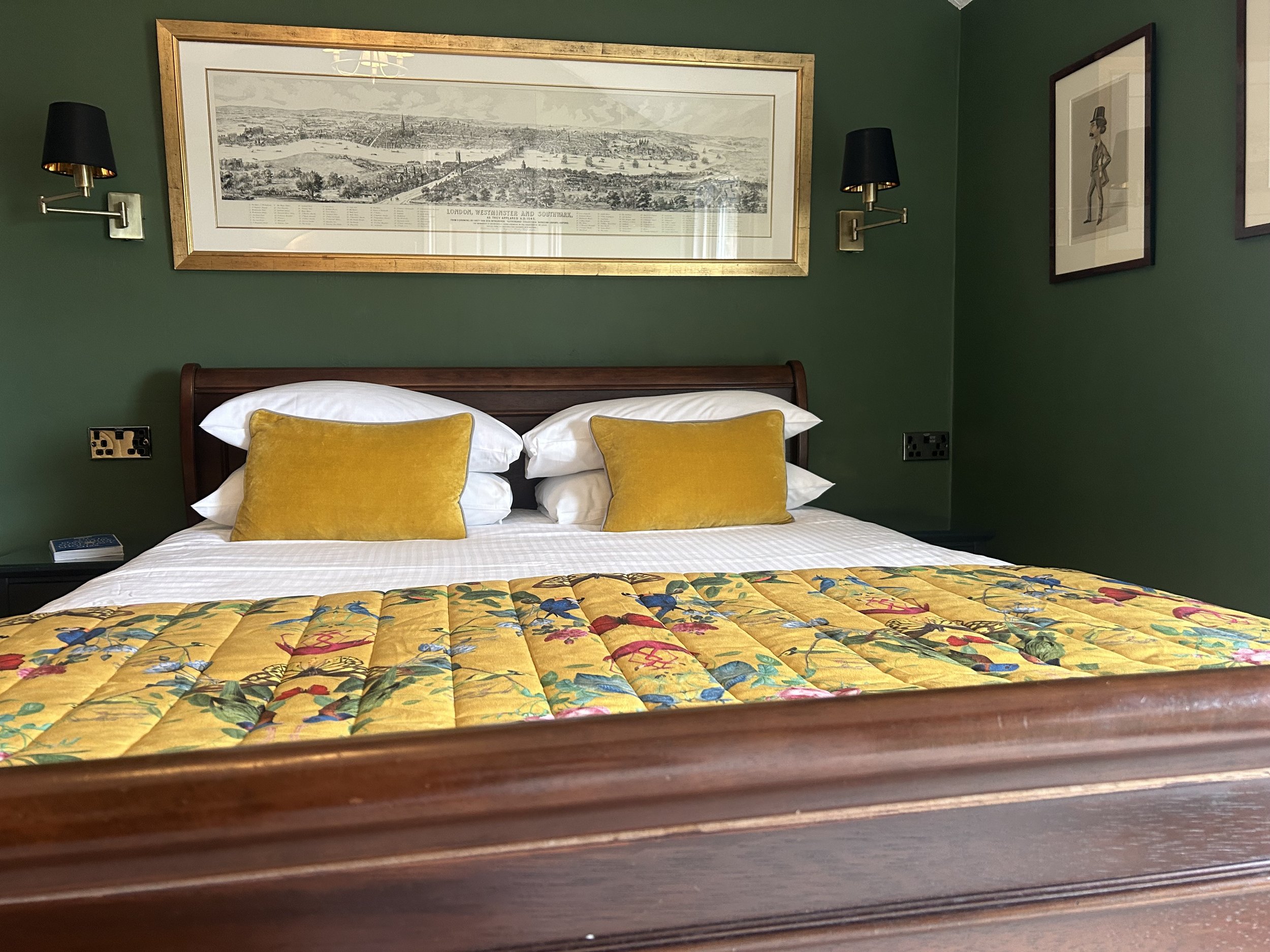 Cosy King, room 7, second floor